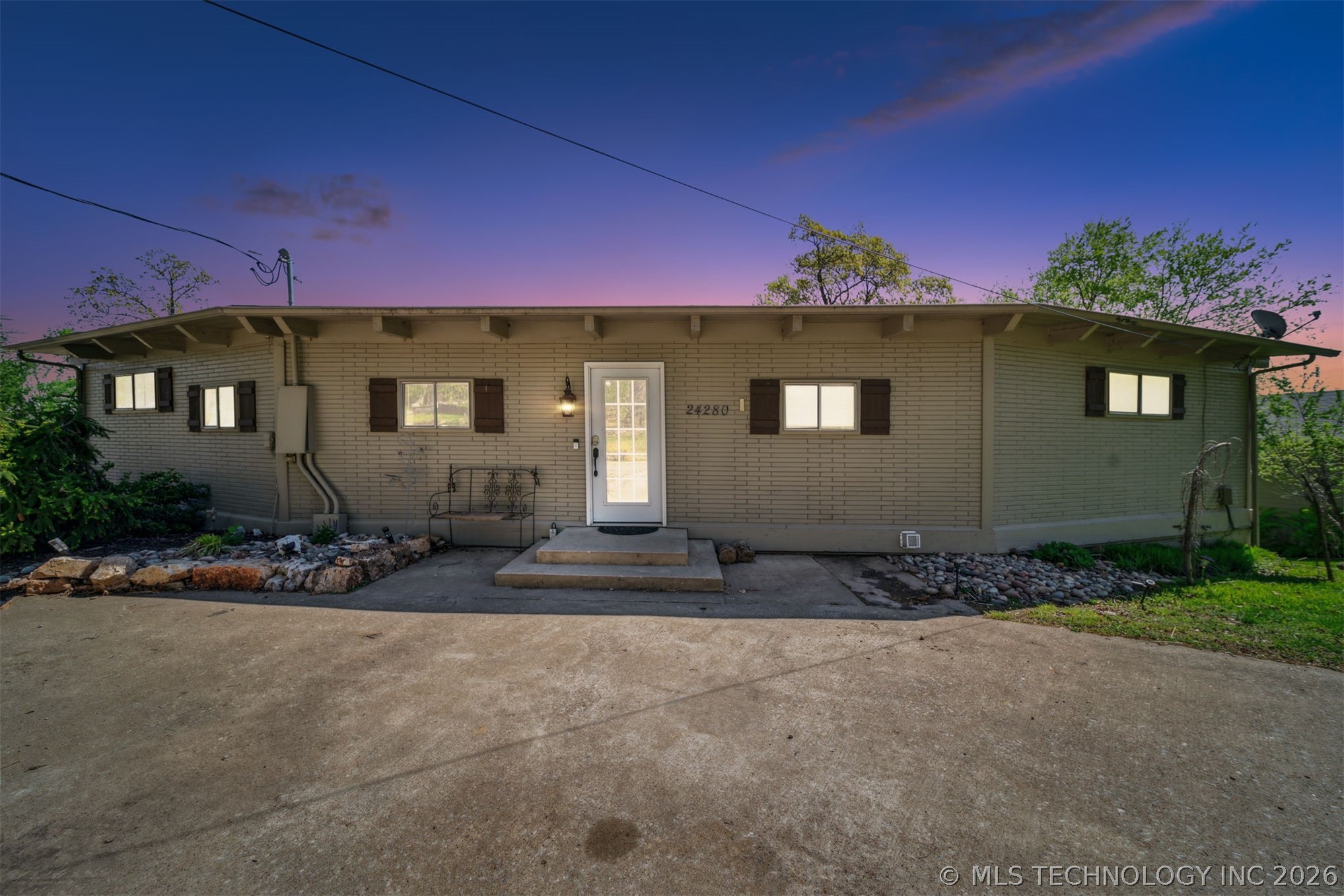24280 S 610 Drive Grove OK 74344