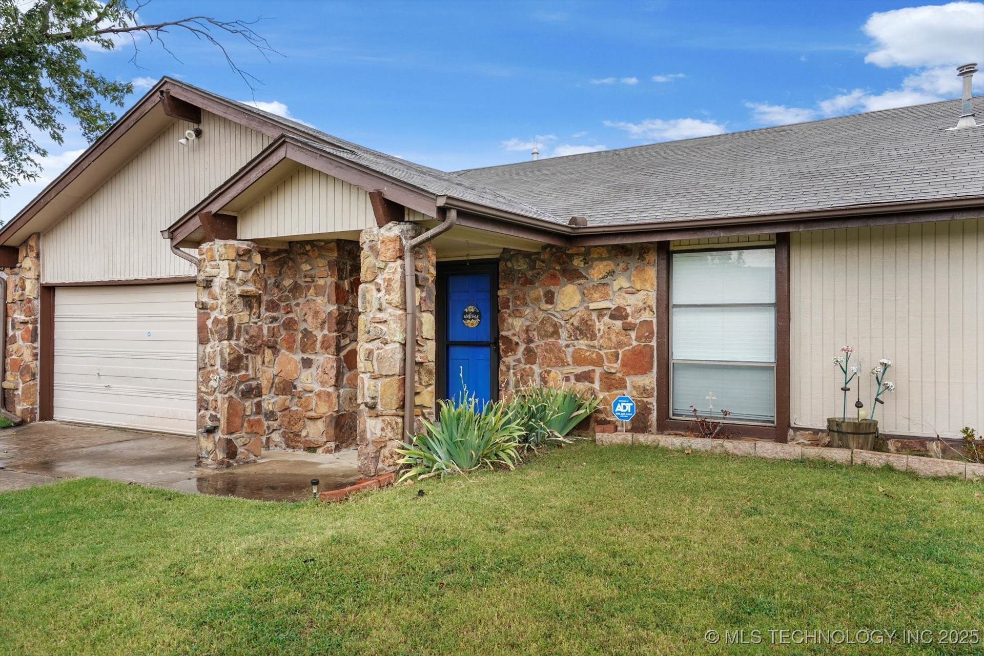 409 W Trinidad Drive Sand Springs OK 74063