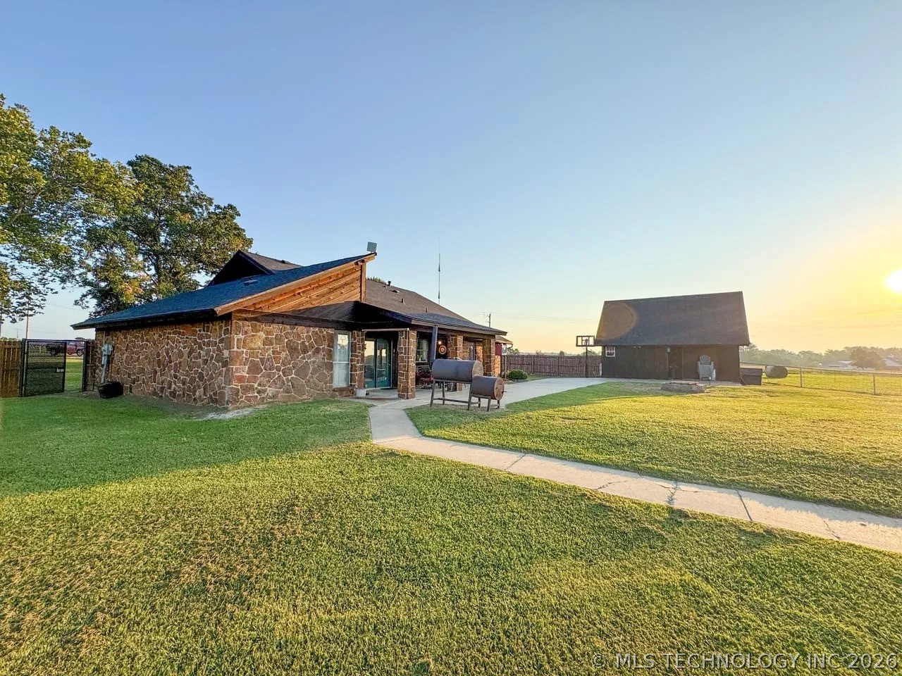 108106 N 3750 Okemah OK 74859