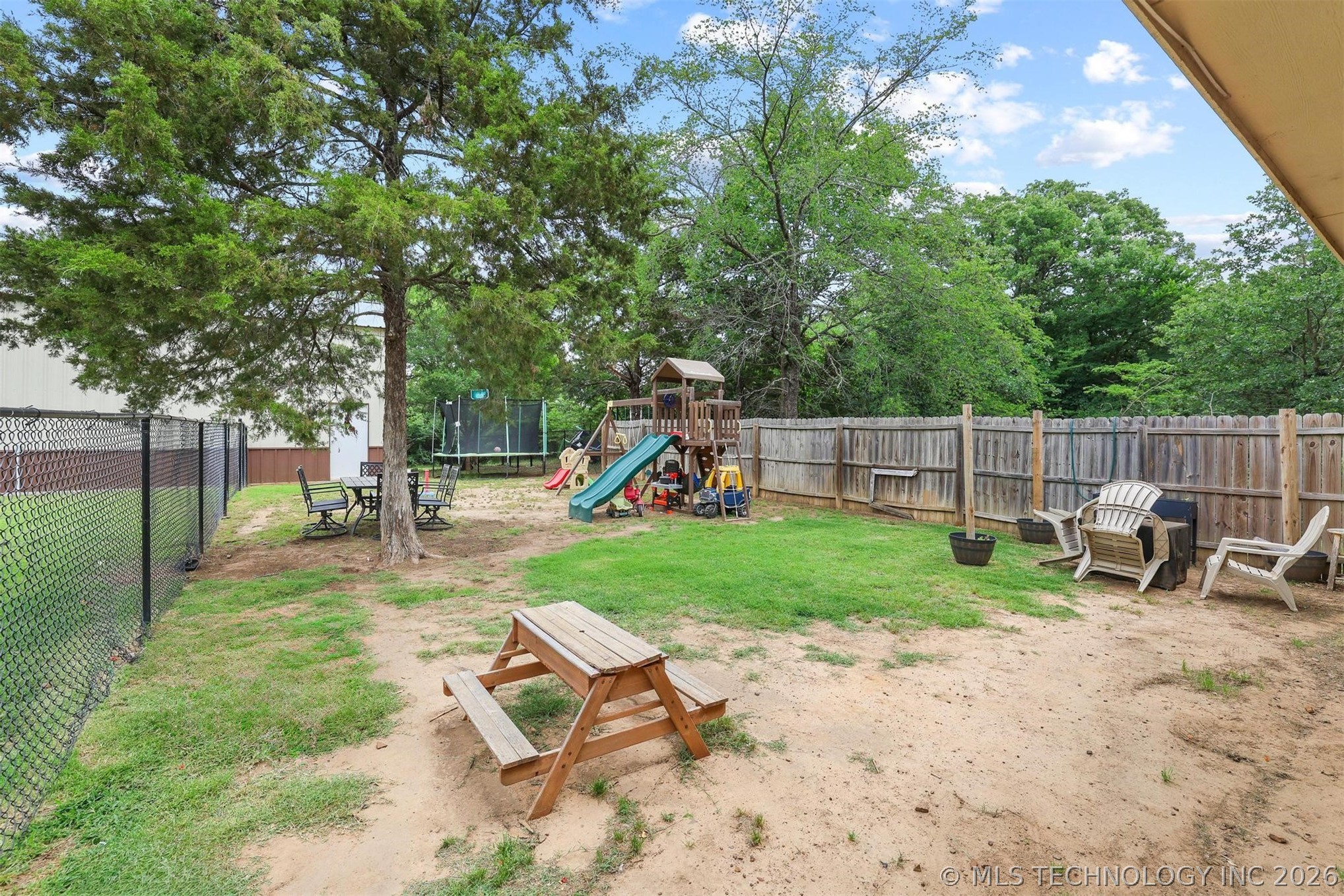 6644 Black Oak Trail Kingston OK 73439