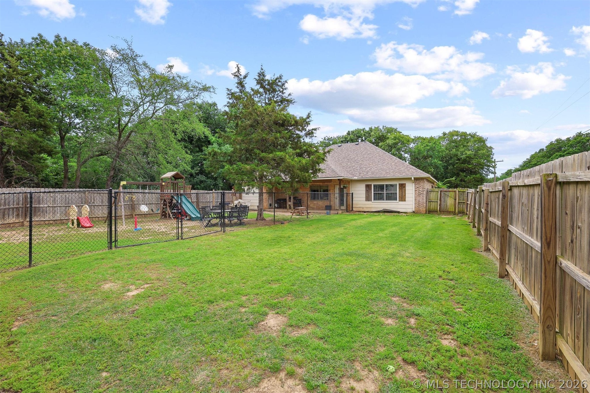 6644 Black Oak Trail Kingston OK 73439