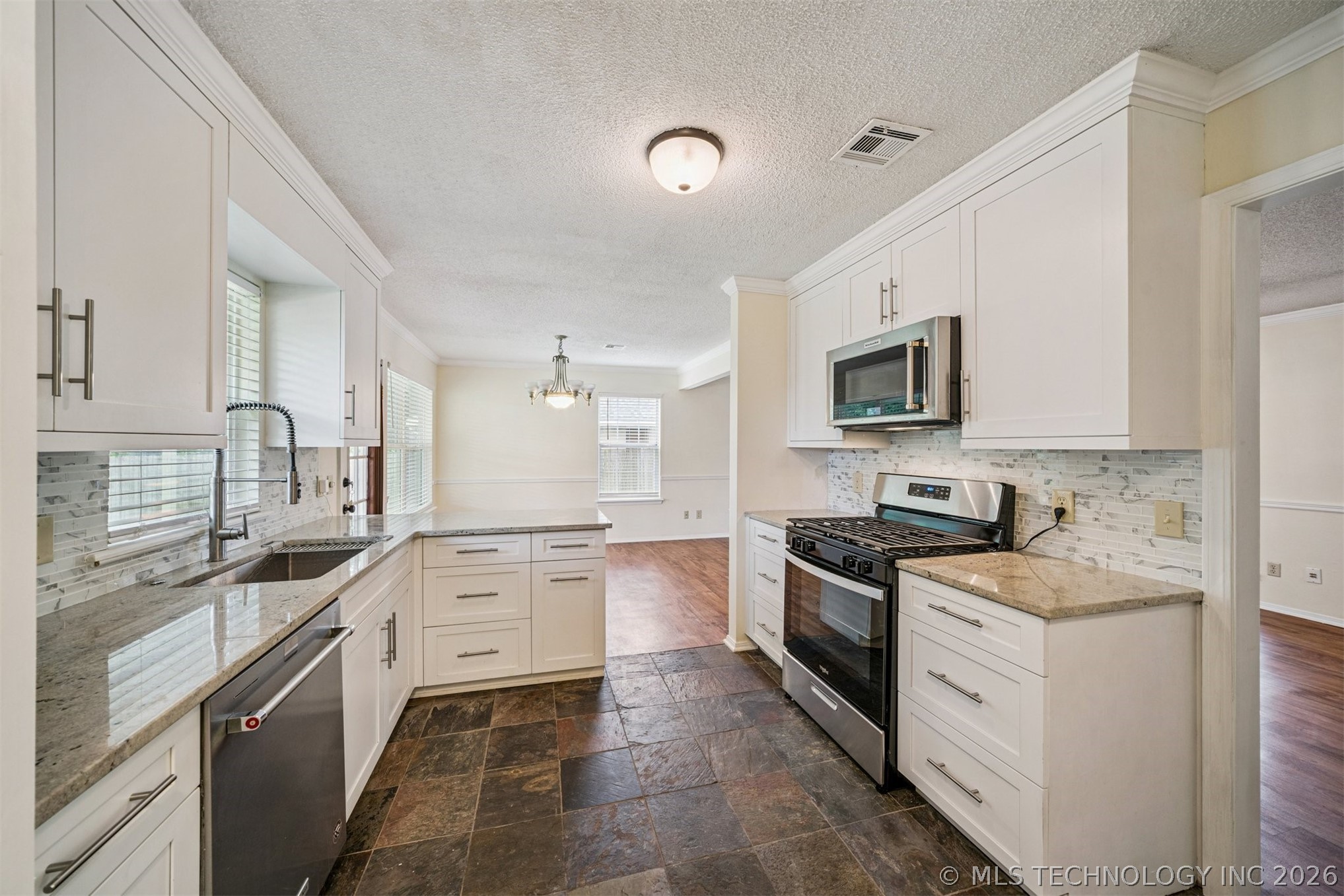 4929 S Poplar Avenue Broken Arrow OK 74011