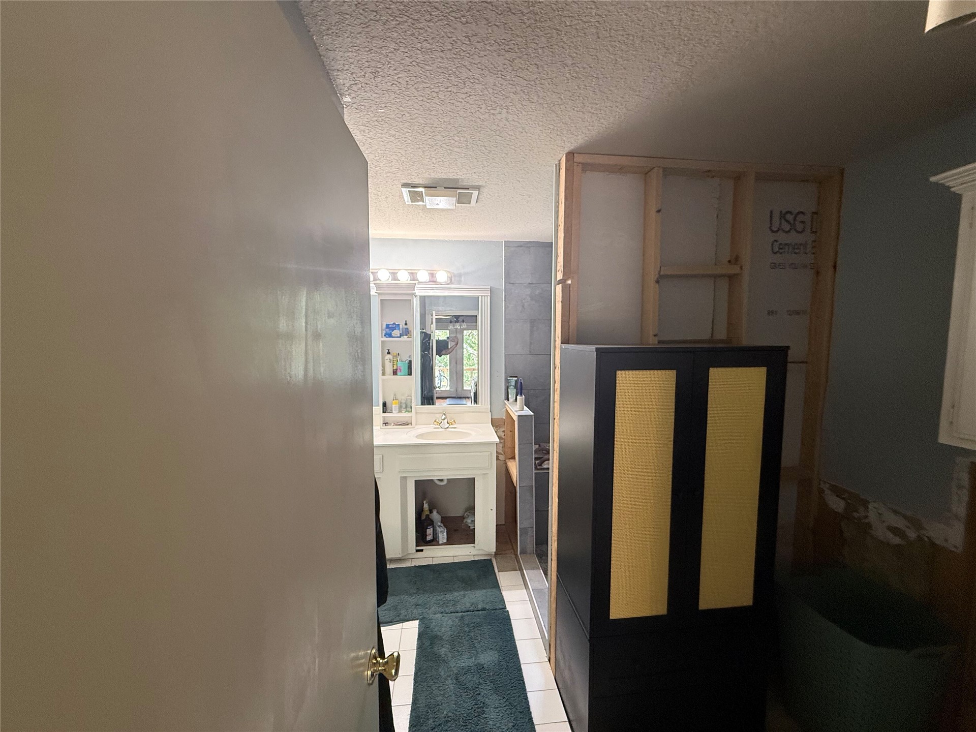 18247 W Running Springs Park Hill OK 74451