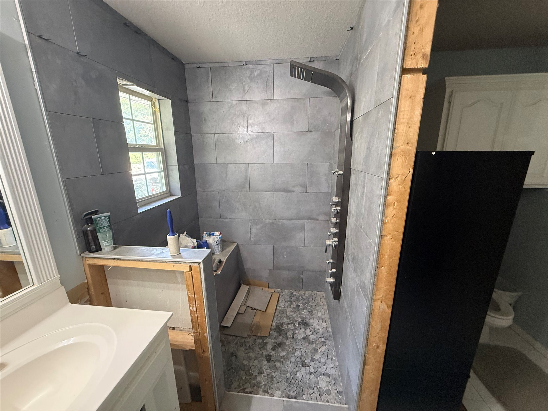 18247 W Running Springs Park Hill OK 74451