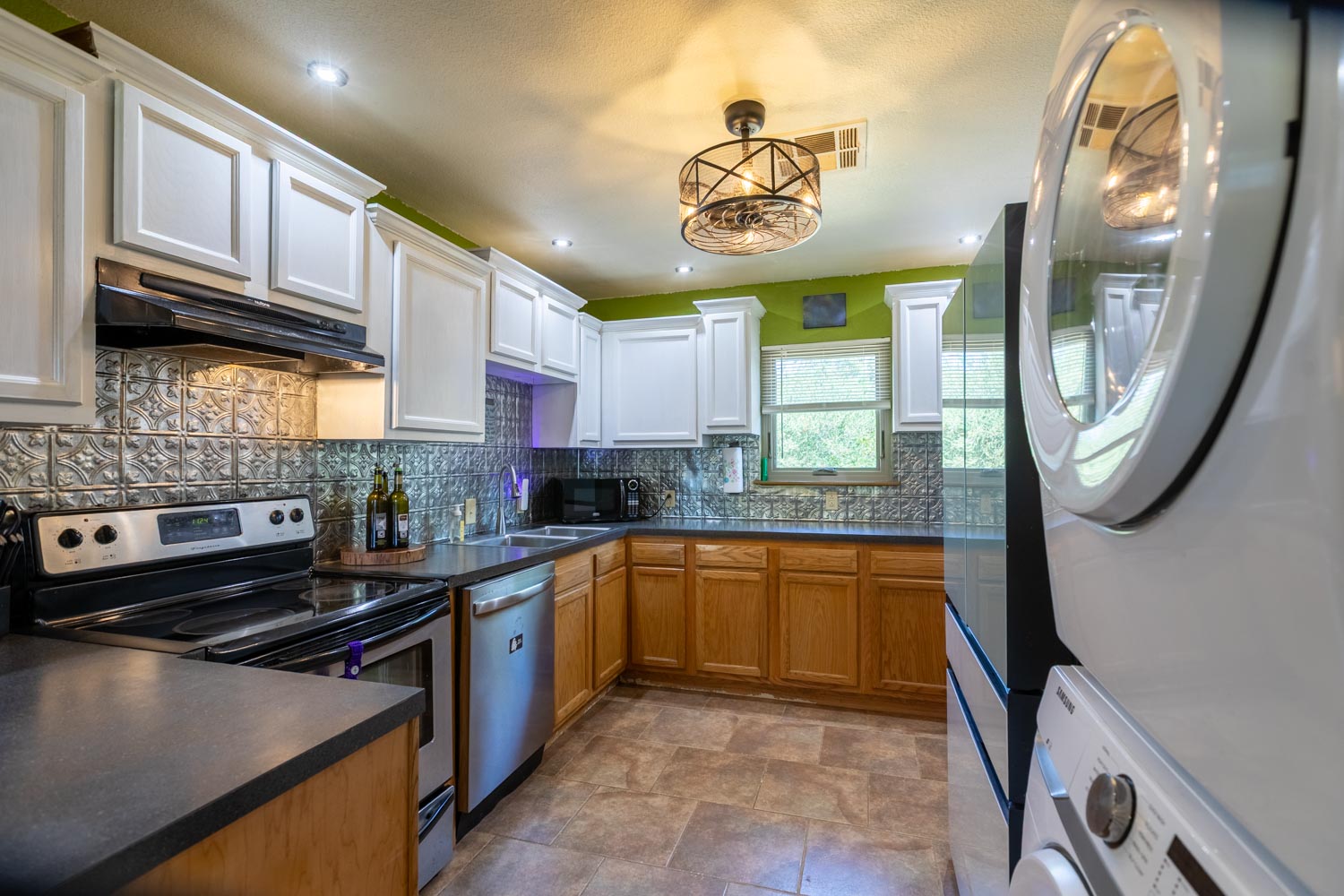 1251 W Taylor Sallisaw OK 74955