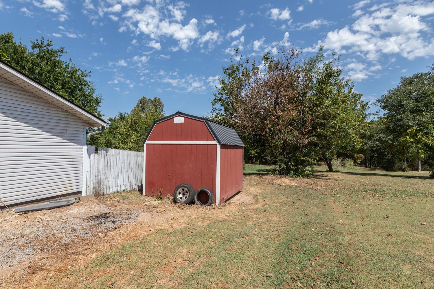 1251 W Taylor Sallisaw OK 74955