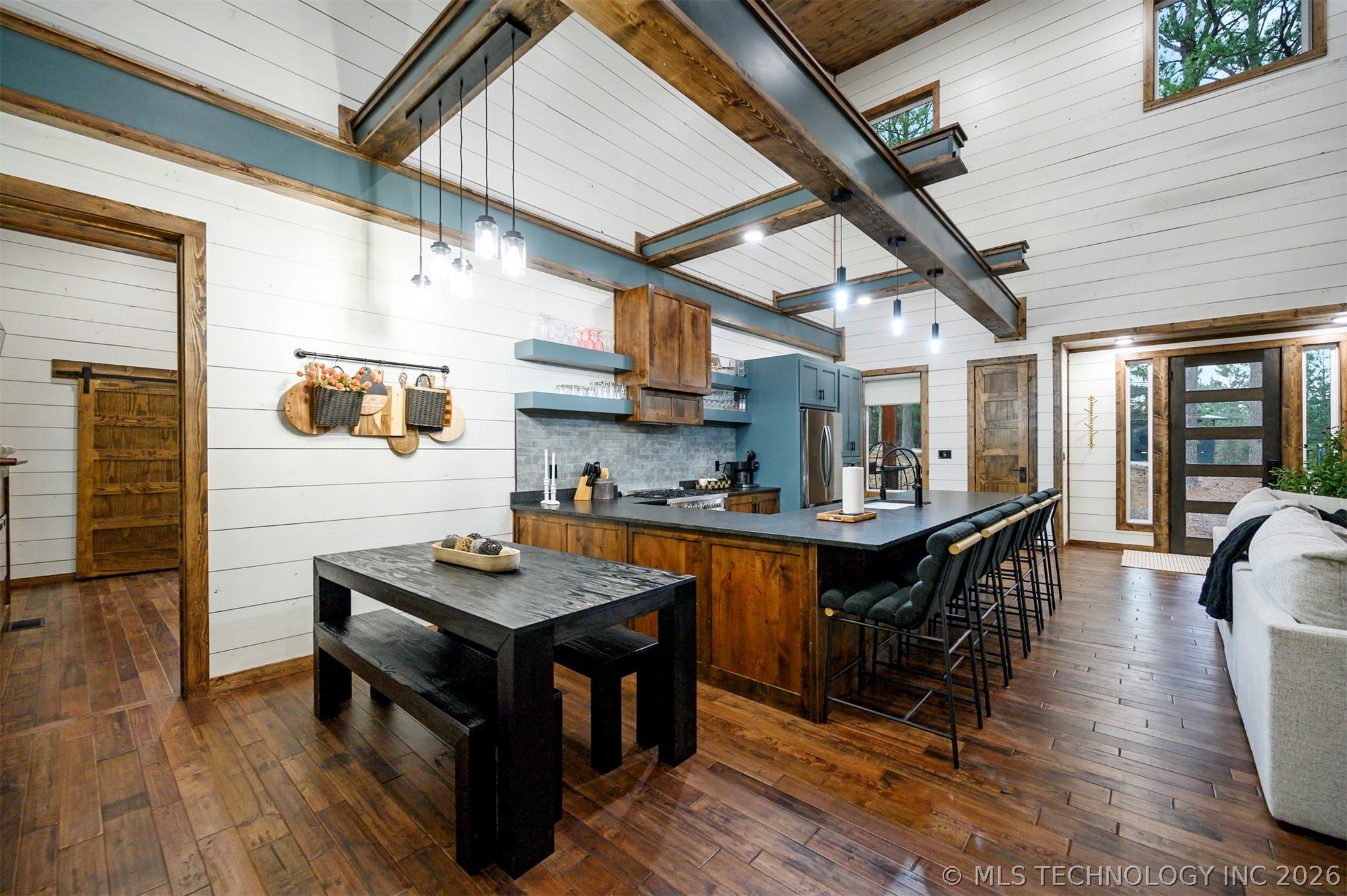 2057 Pine Hills Broken Bow OK 74728