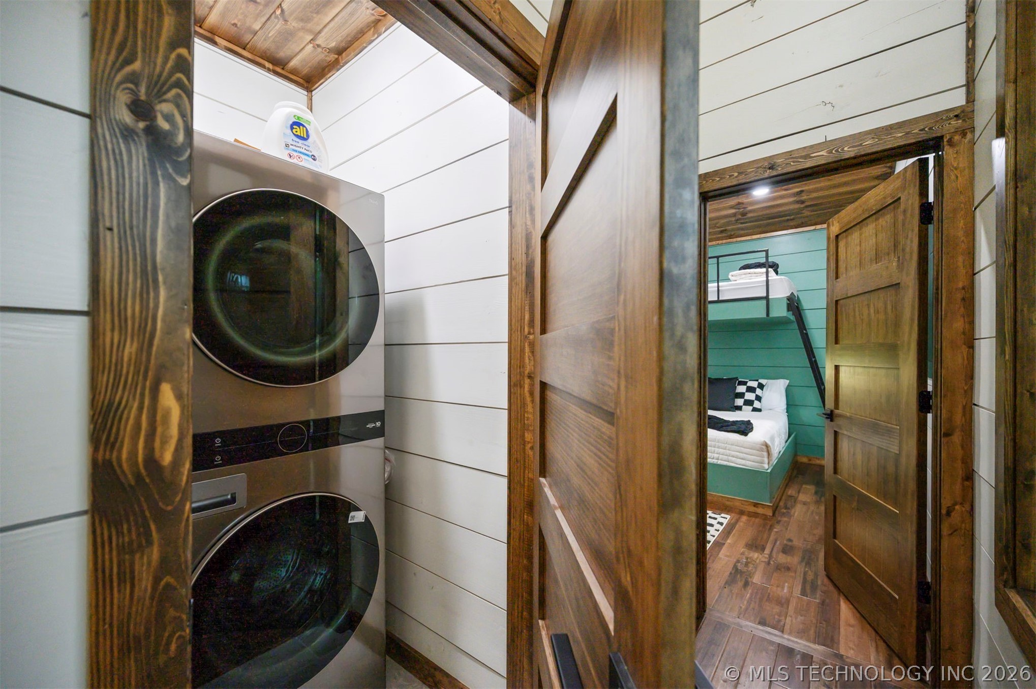 2057 Pine Hills Broken Bow OK 74728