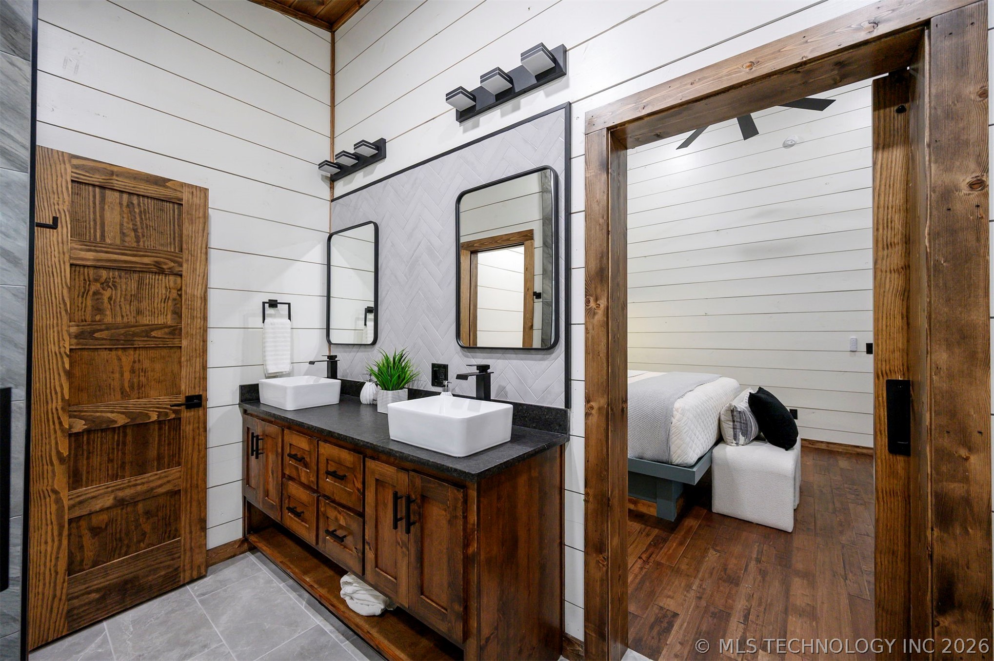 2057 Pine Hills Broken Bow OK 74728