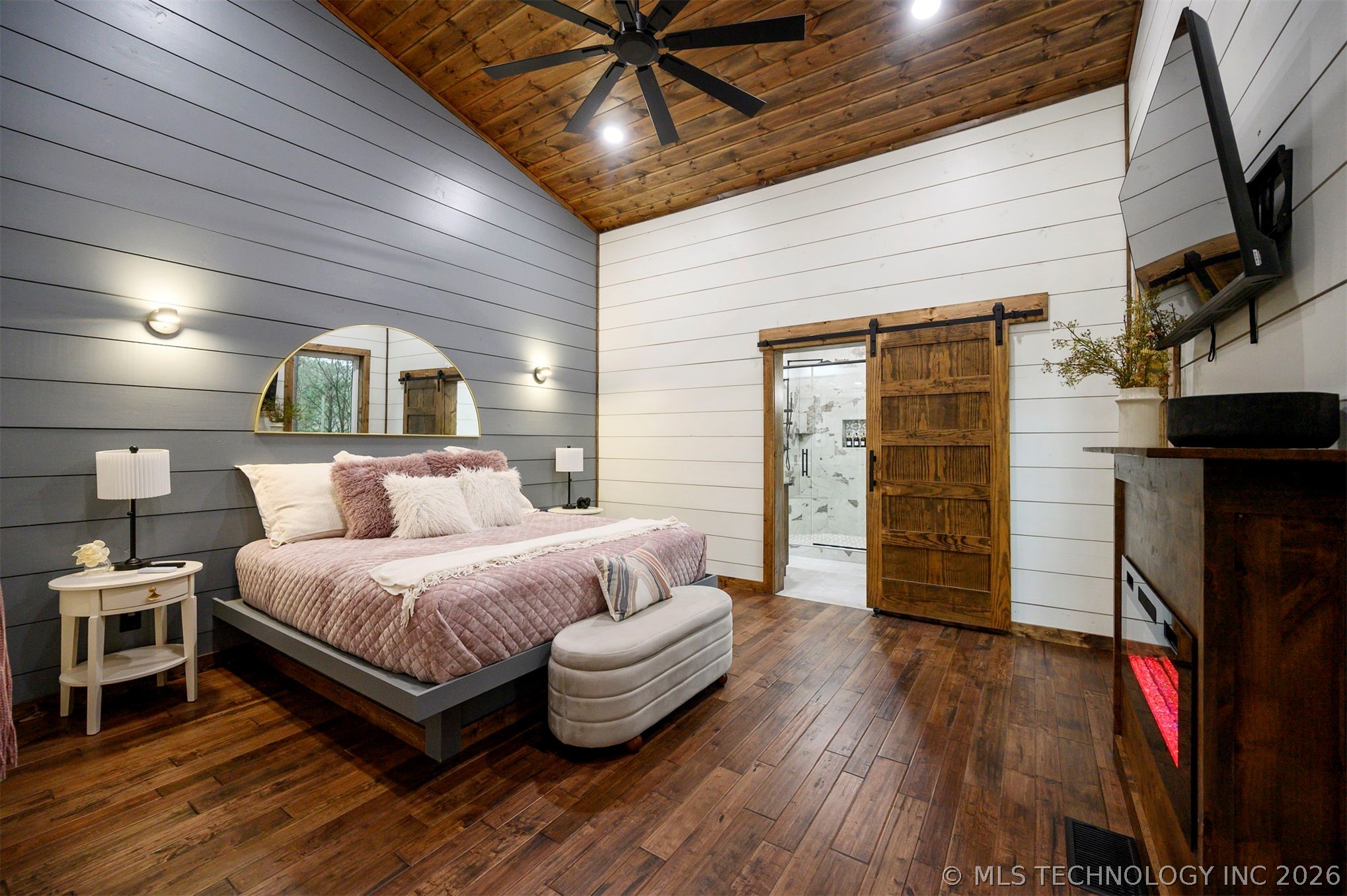 2057 Pine Hills Broken Bow OK 74728