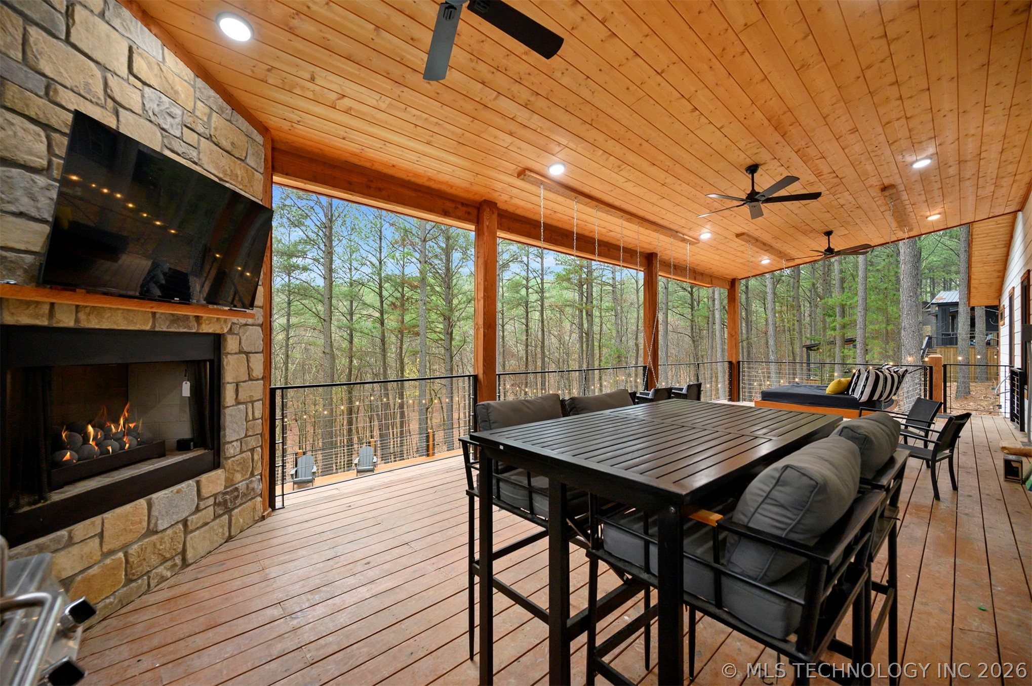 2057 Pine Hills Broken Bow OK 74728