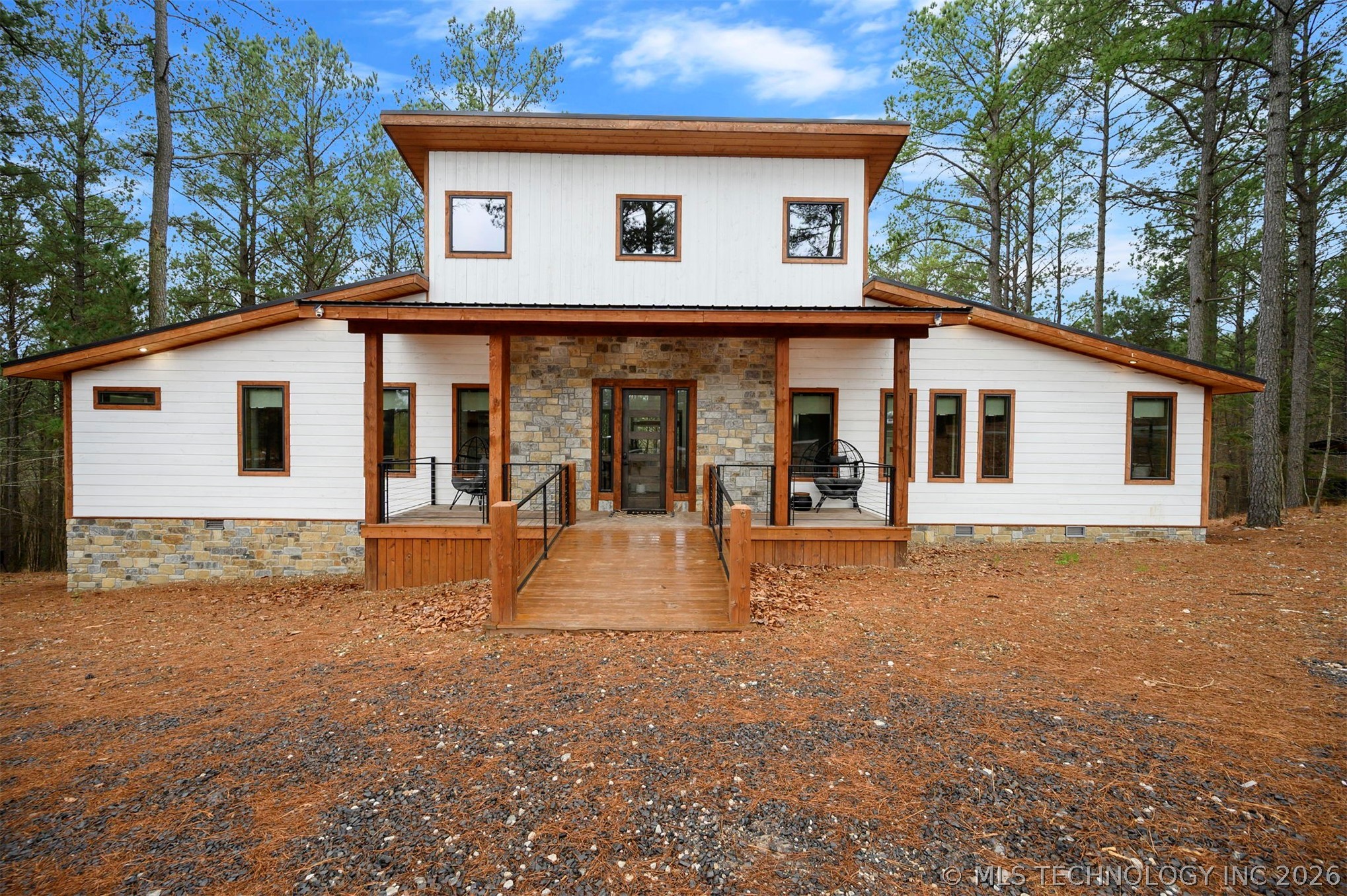 2057 Pine Hills Broken Bow OK 74728