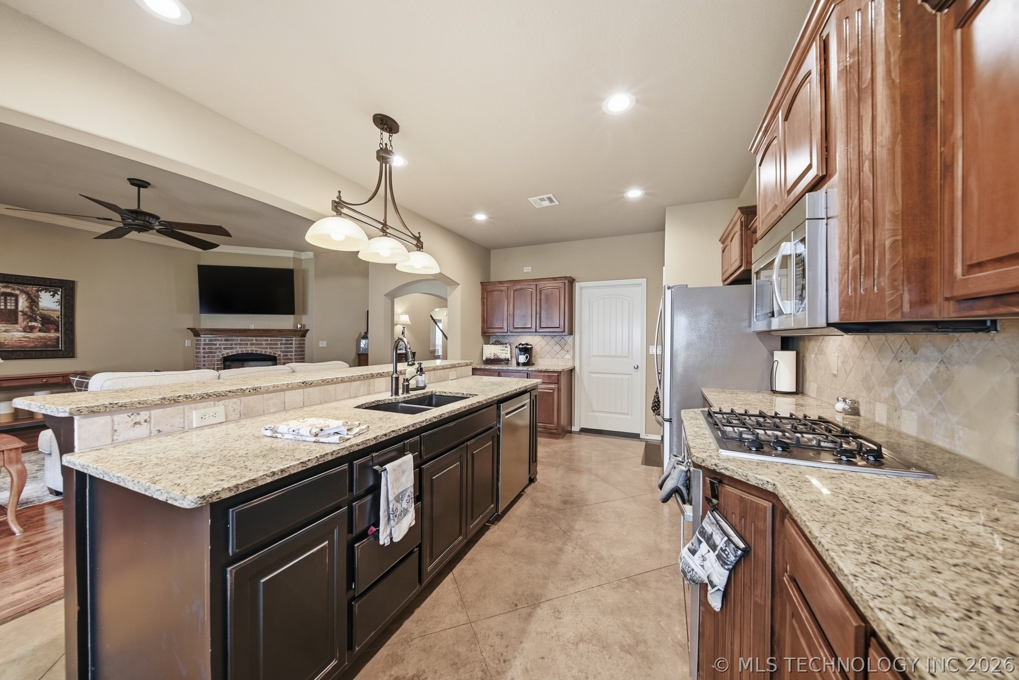 1013 S 71st Street Broken Arrow OK 74014