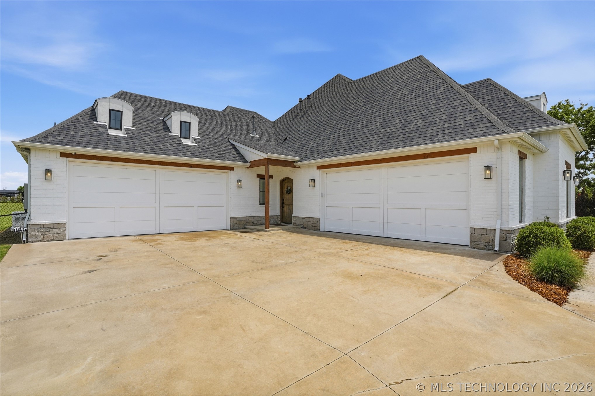 16981 S 31st Eastavenue Mounds OK 74047