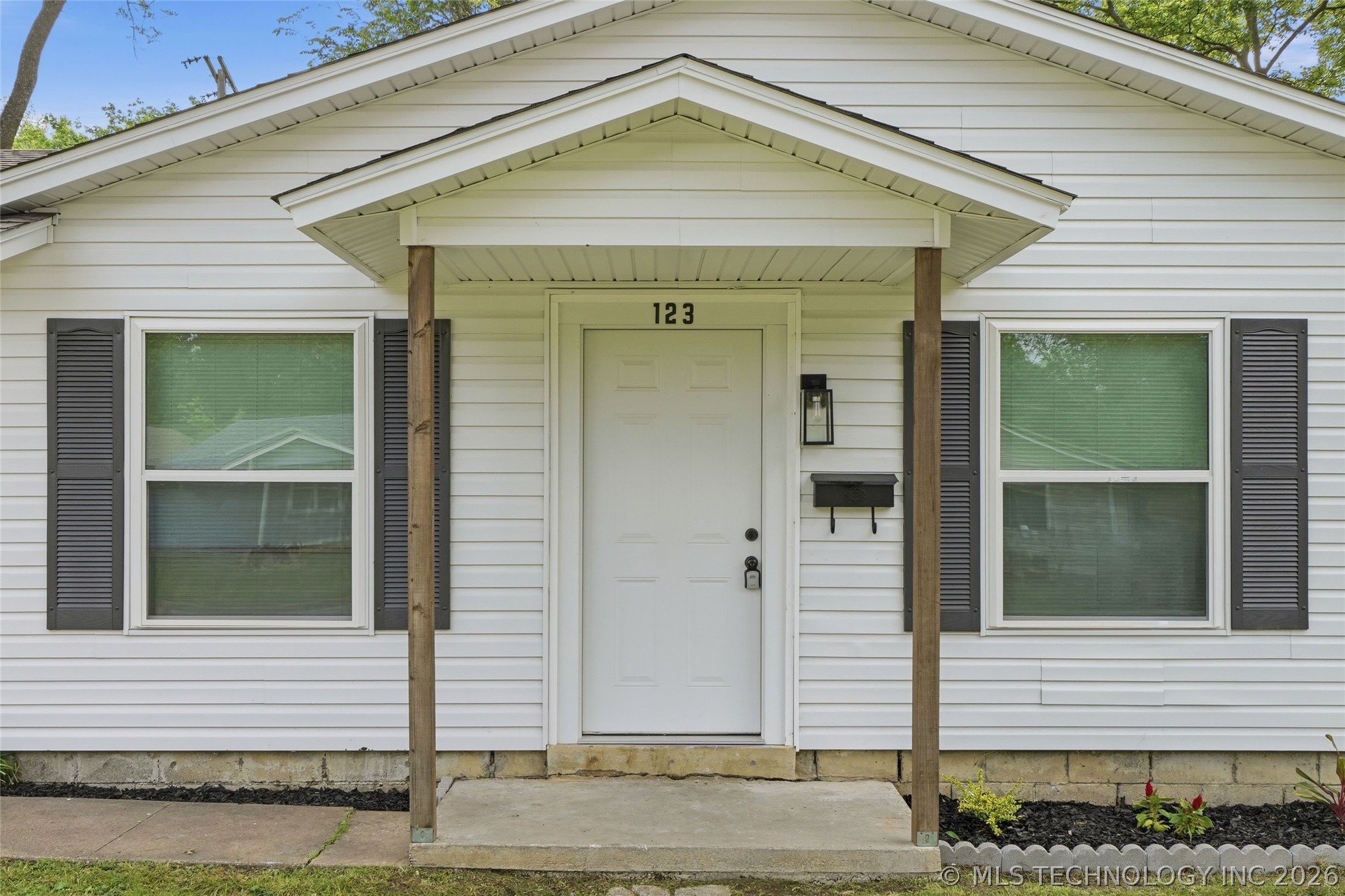123 W Orleans Avenue Sapulpa OK 74066