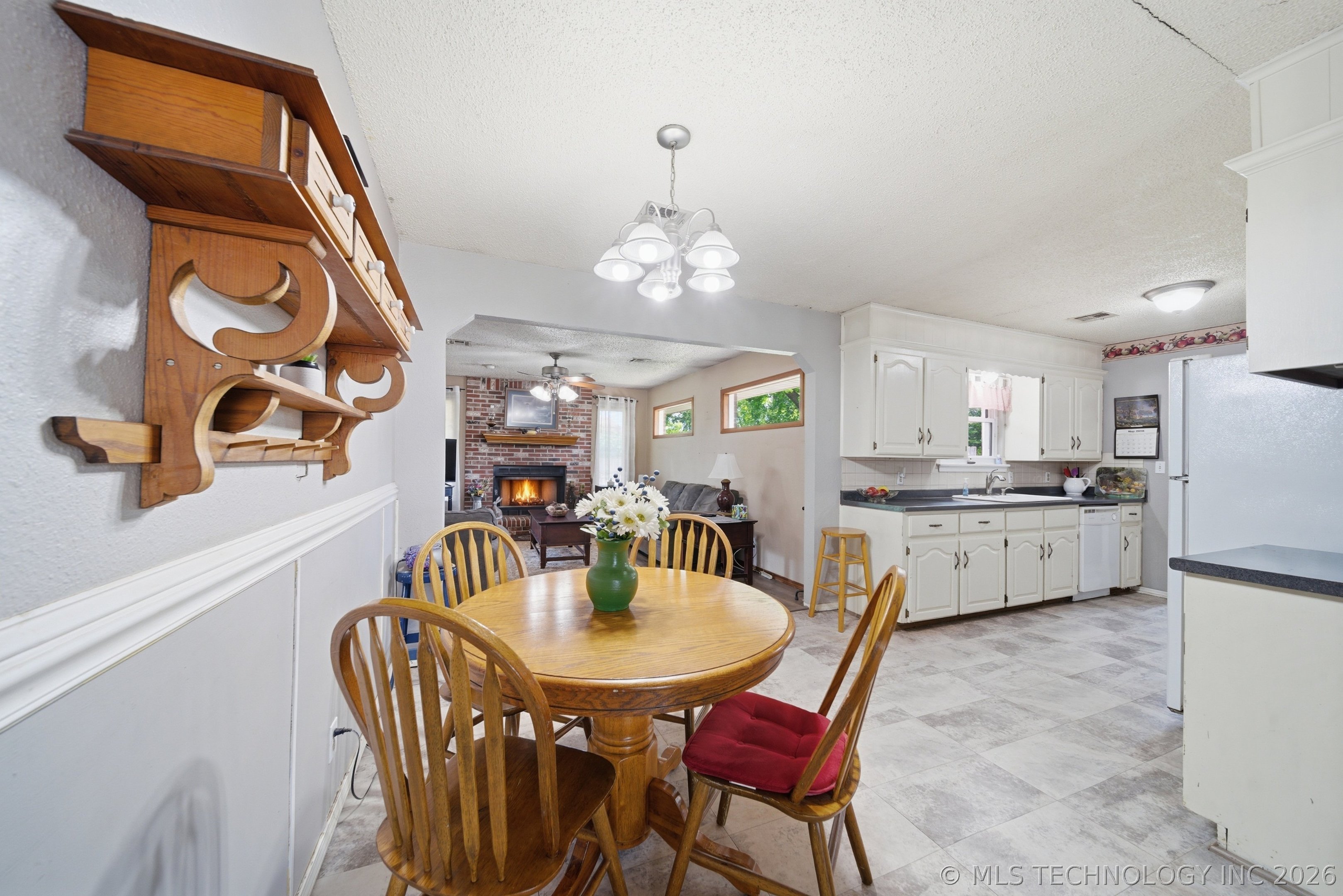 707 W 46th Place Sand Springs OK 74063
