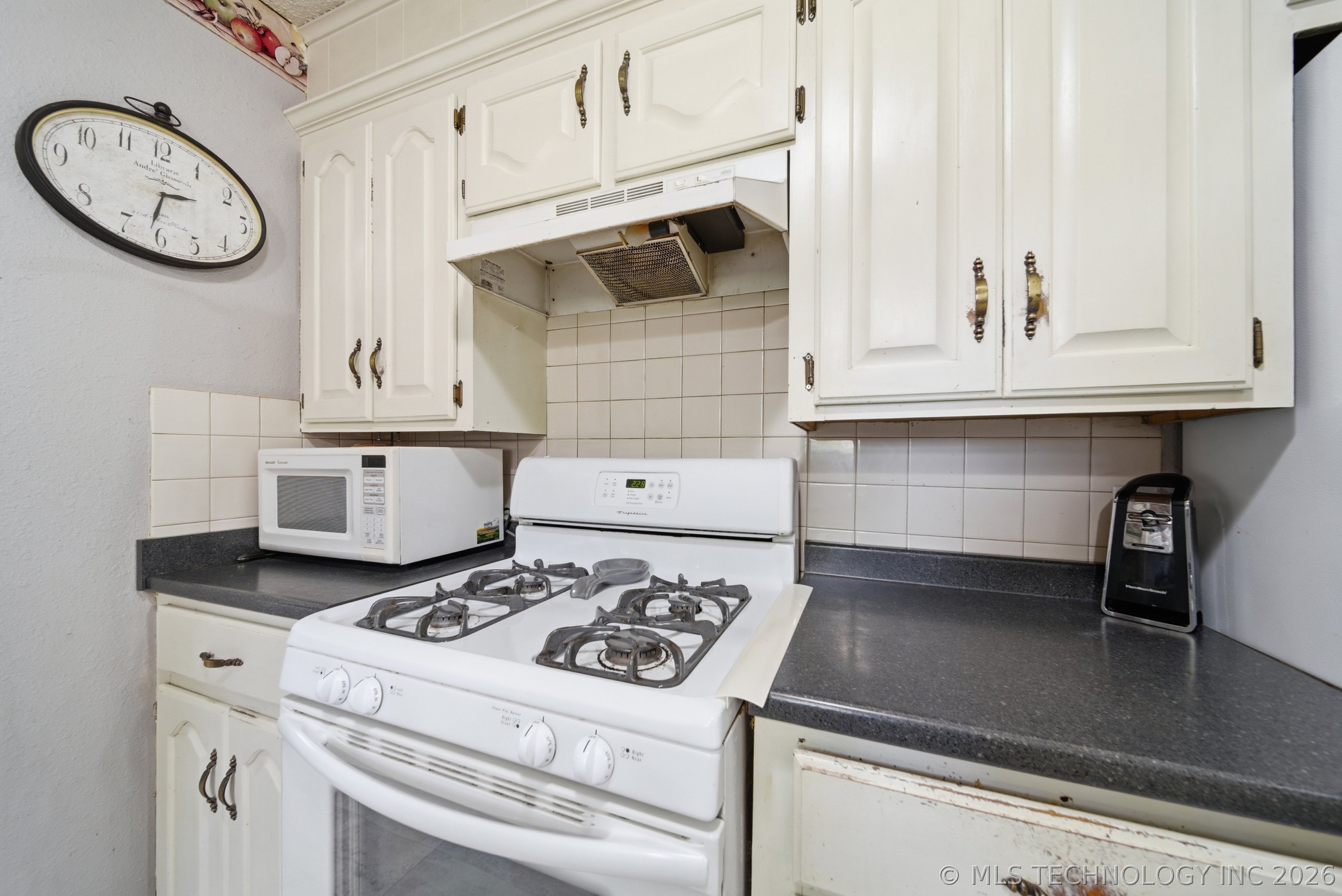 707 W 46th Place Sand Springs OK 74063
