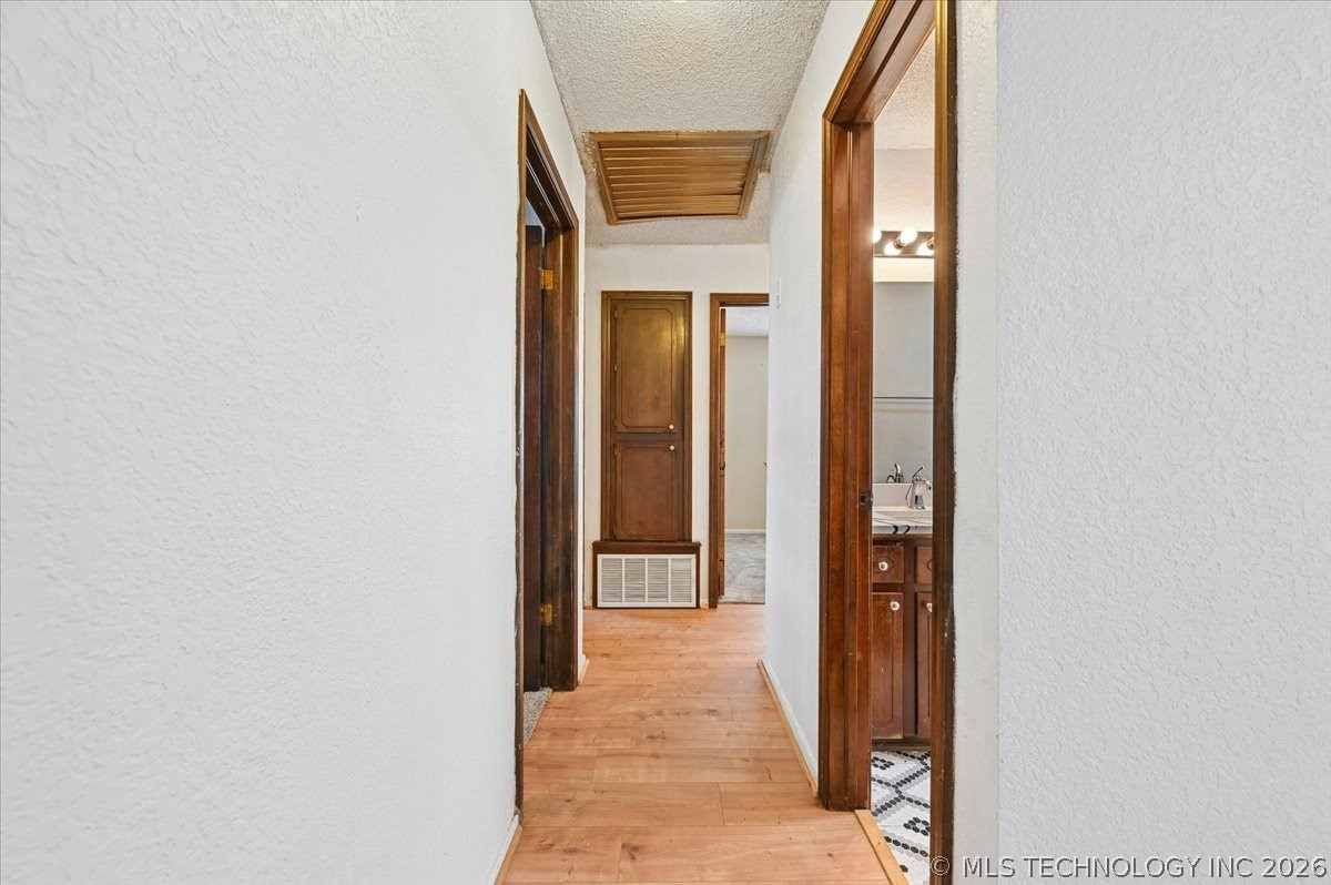 1666 S Pecan Avenue Broken Arrow OK 74011