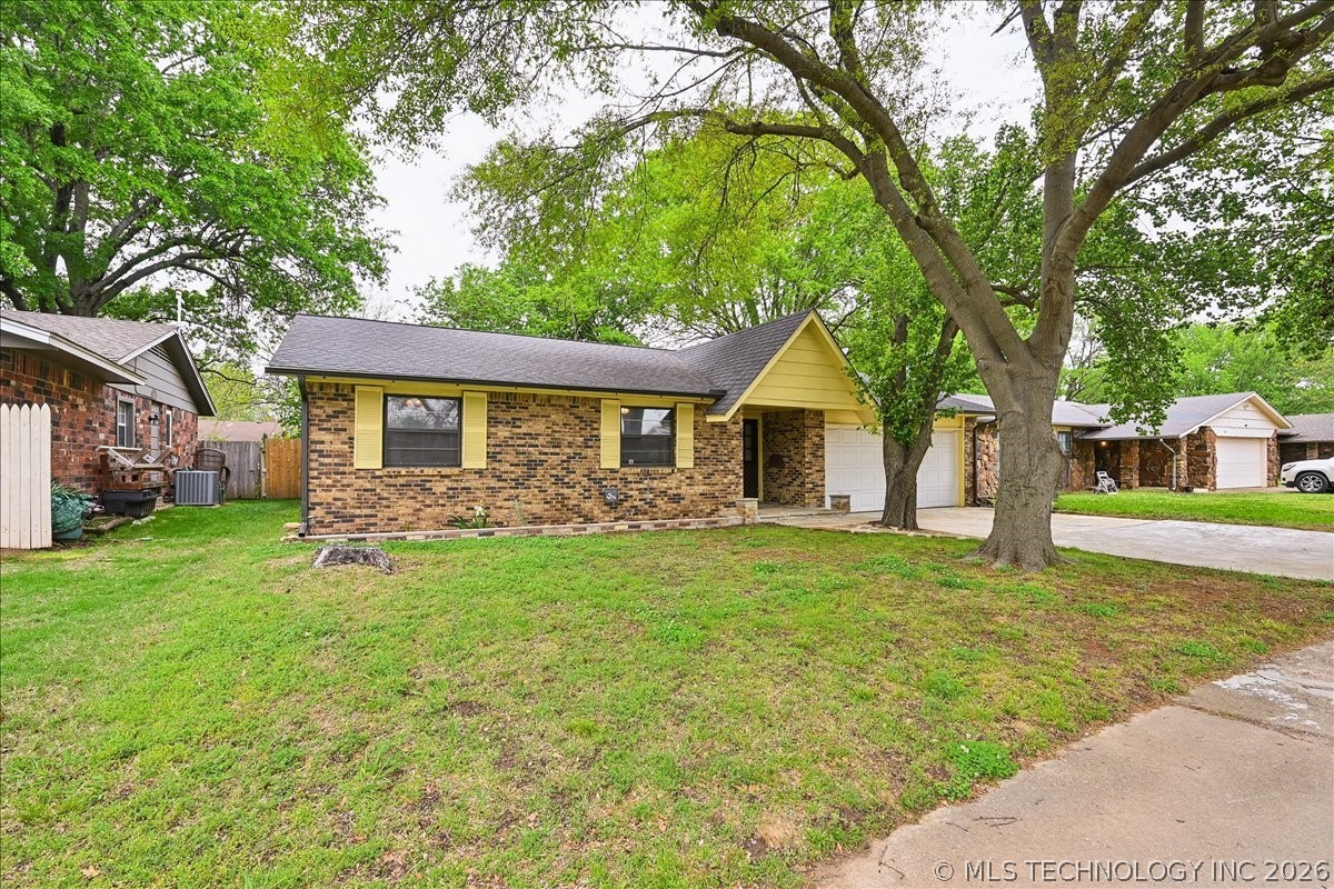 1666 S Pecan Avenue Broken Arrow OK 74011