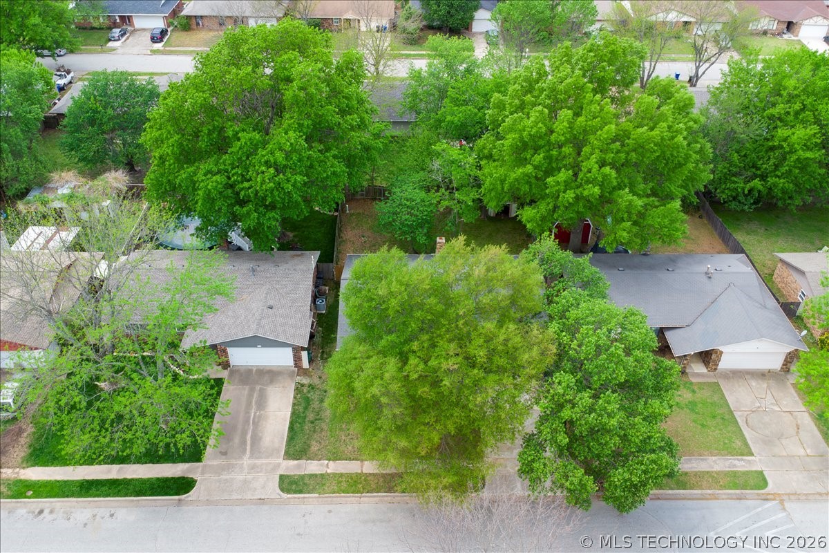 1666 S Pecan Avenue Broken Arrow OK 74011