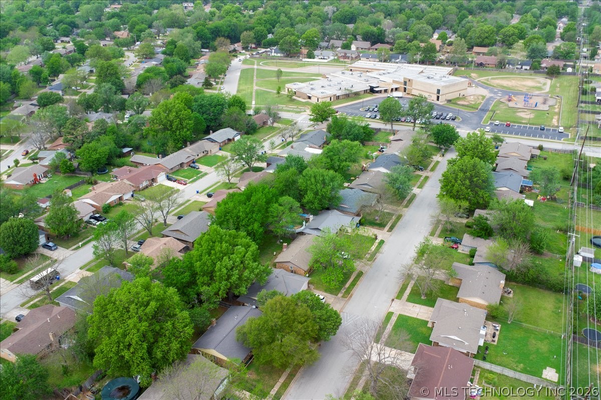 1666 S Pecan Avenue Broken Arrow OK 74011