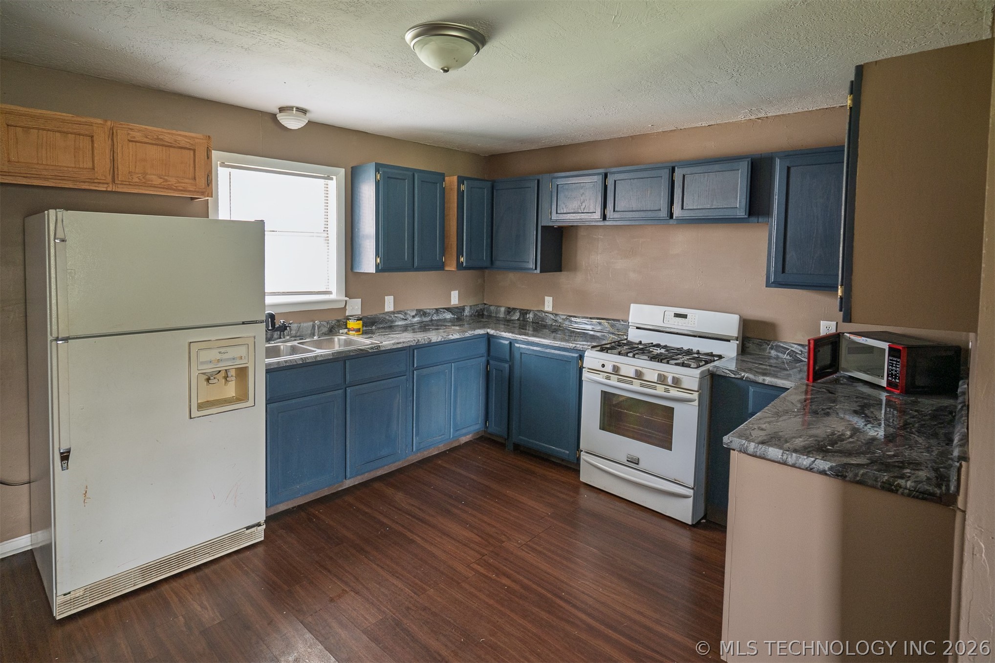 511 E 6th Street Hulbert OK 74441
