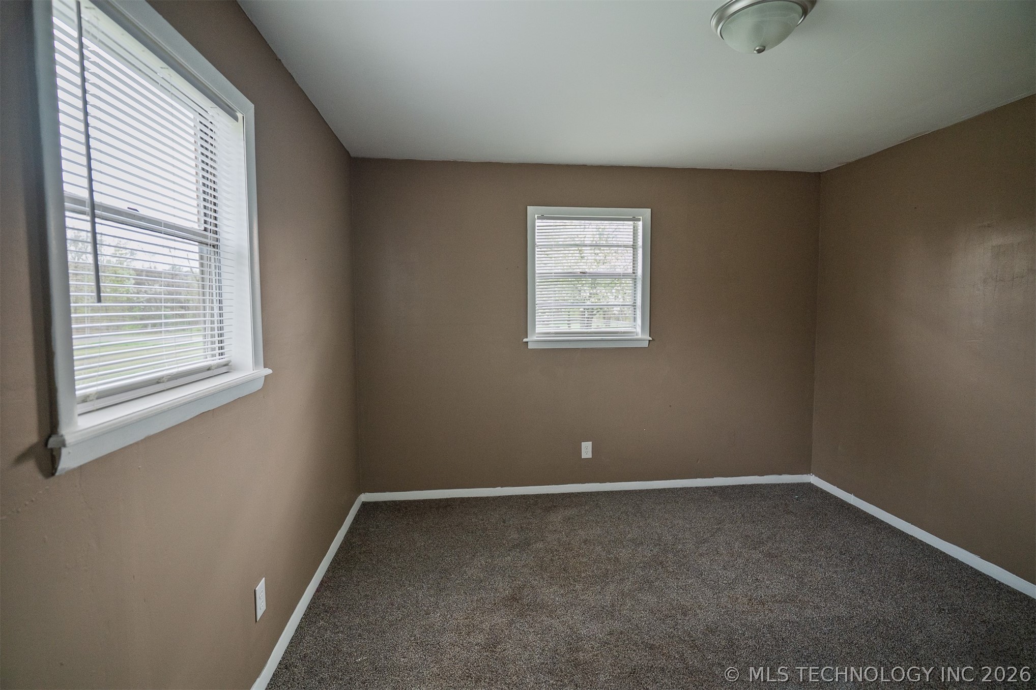 511 E 6th Street Hulbert OK 74441