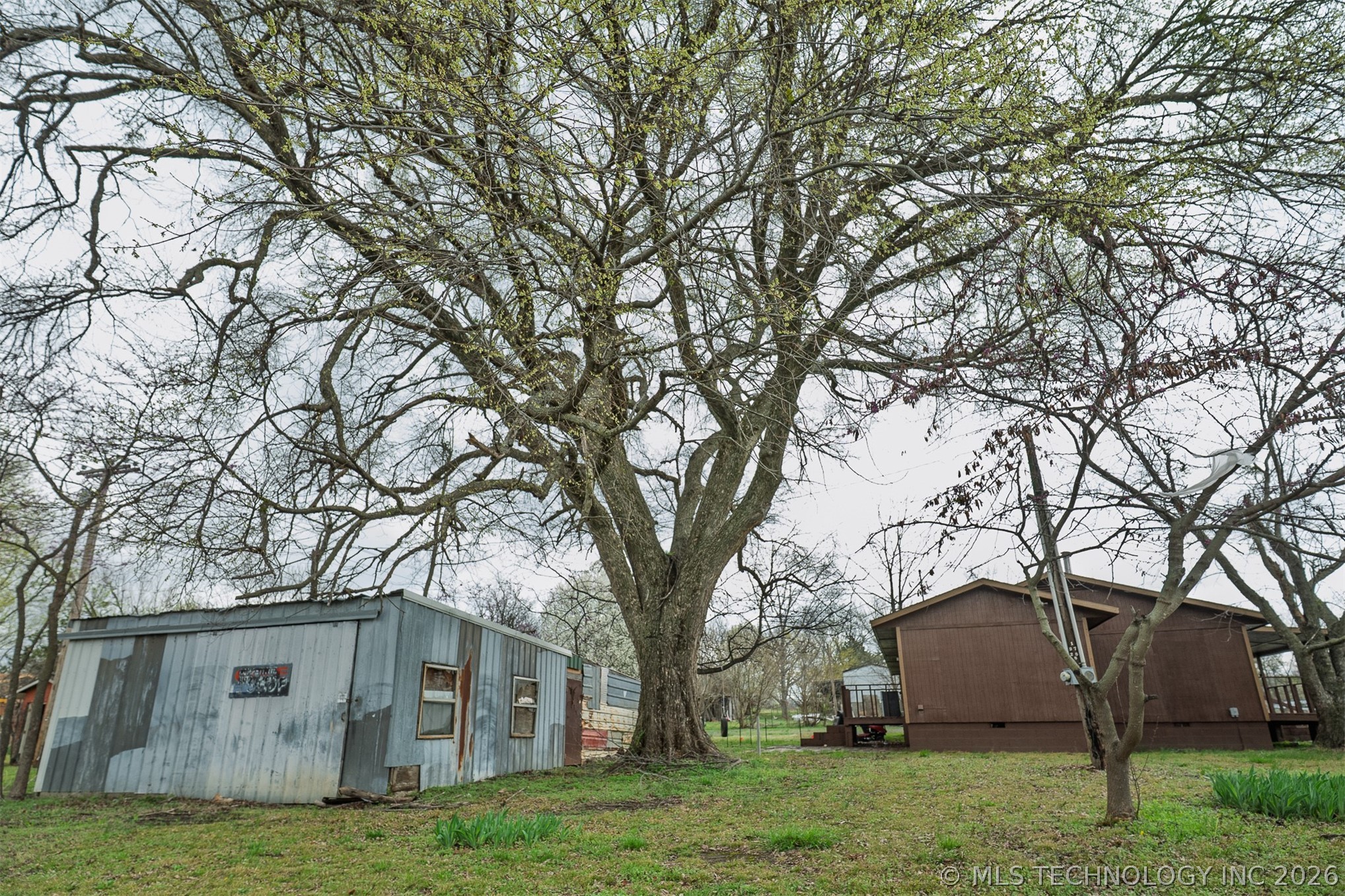 511 E 6th Street Hulbert OK 74441