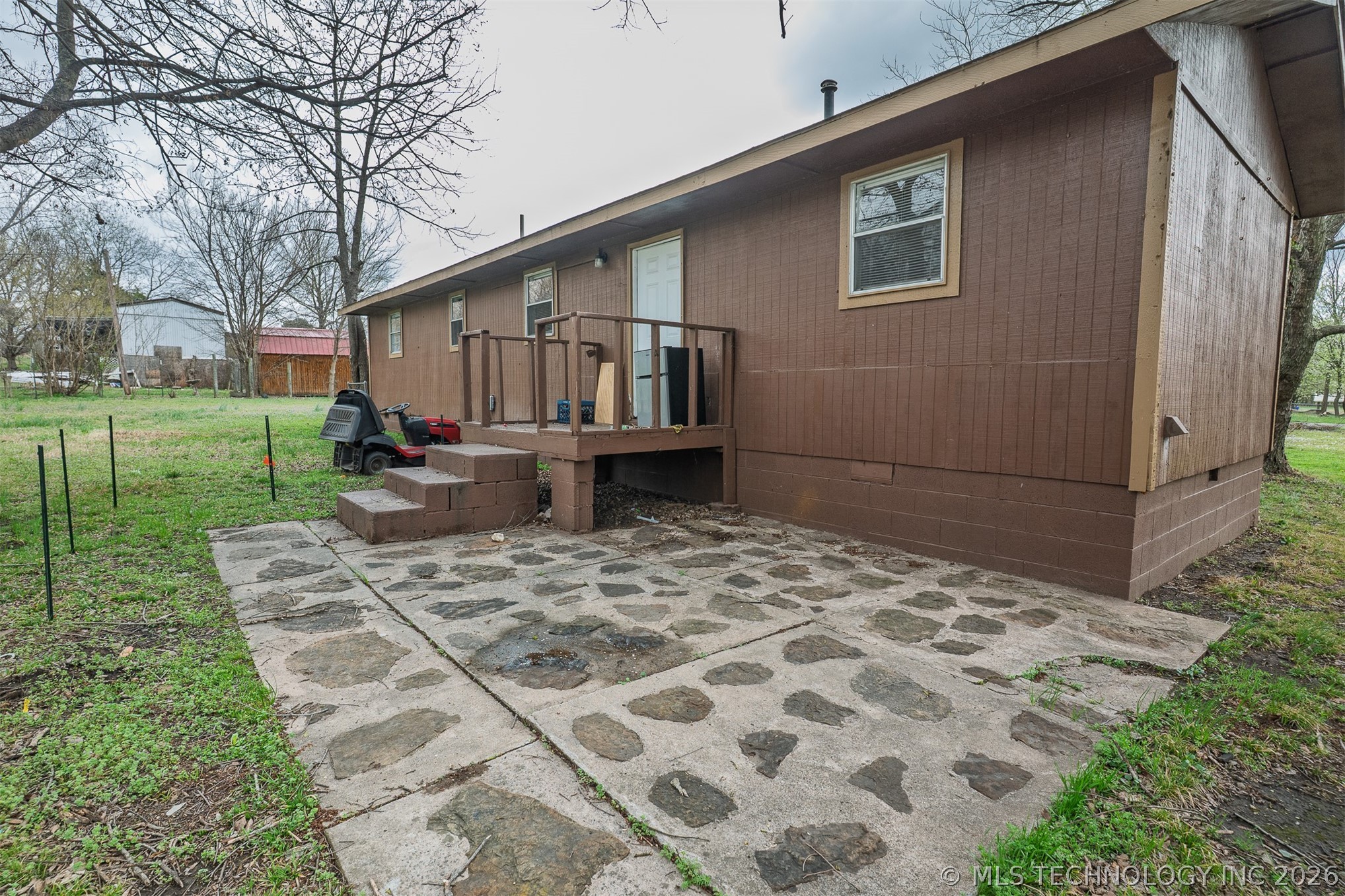 511 E 6th Street Hulbert OK 74441