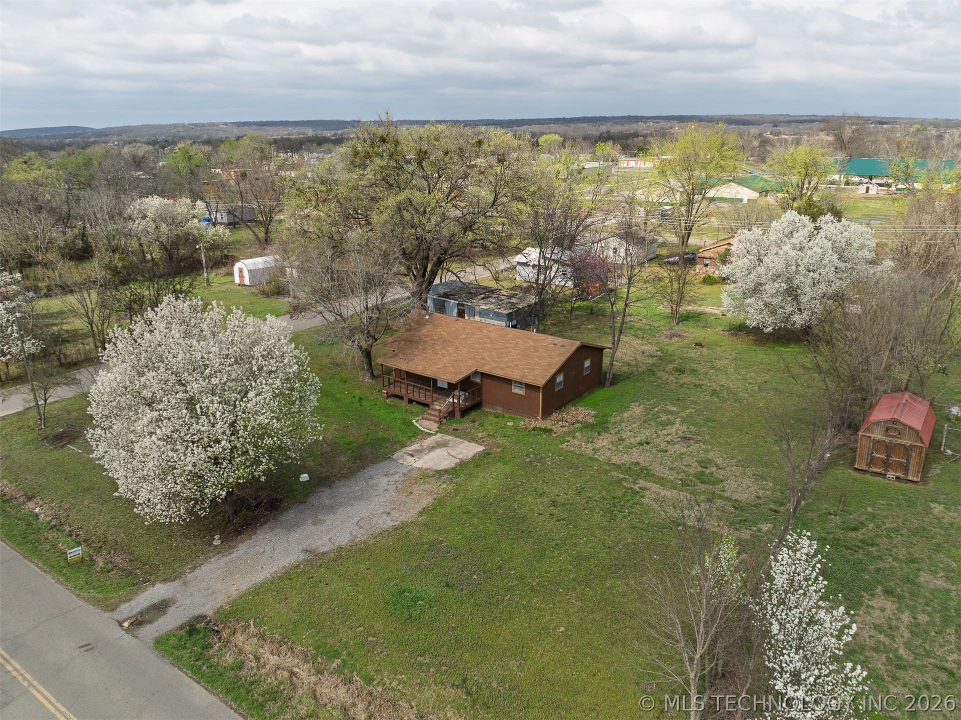 511 E 6th Street Hulbert OK 74441
