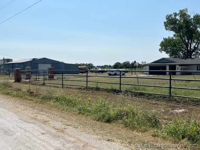 18425 S 270 Road Morris OK 74445