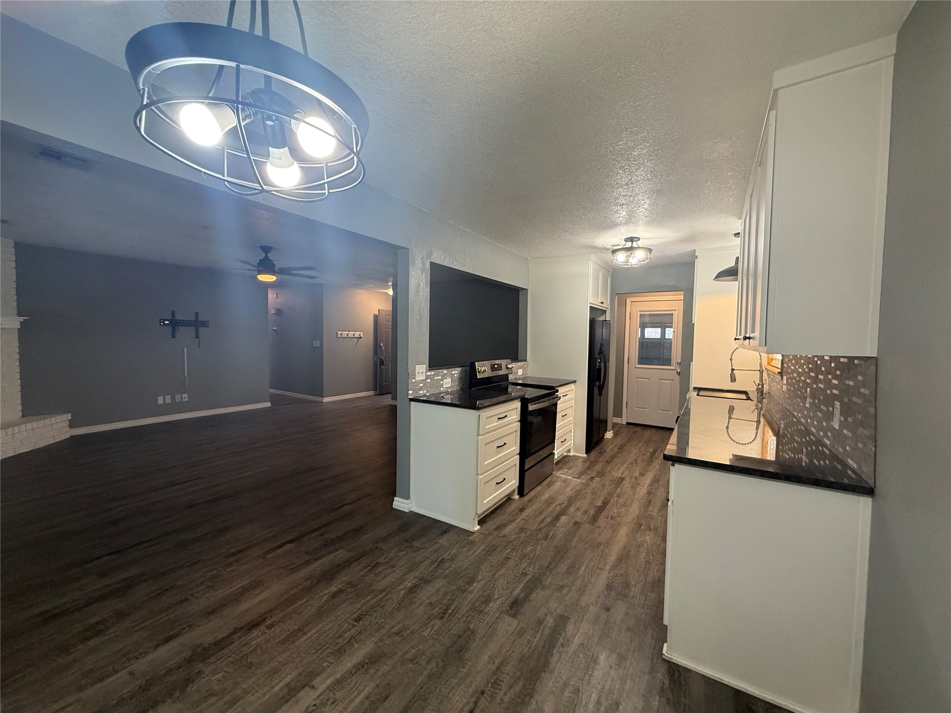 2000 Deer Run Circle Muskogee OK 74403