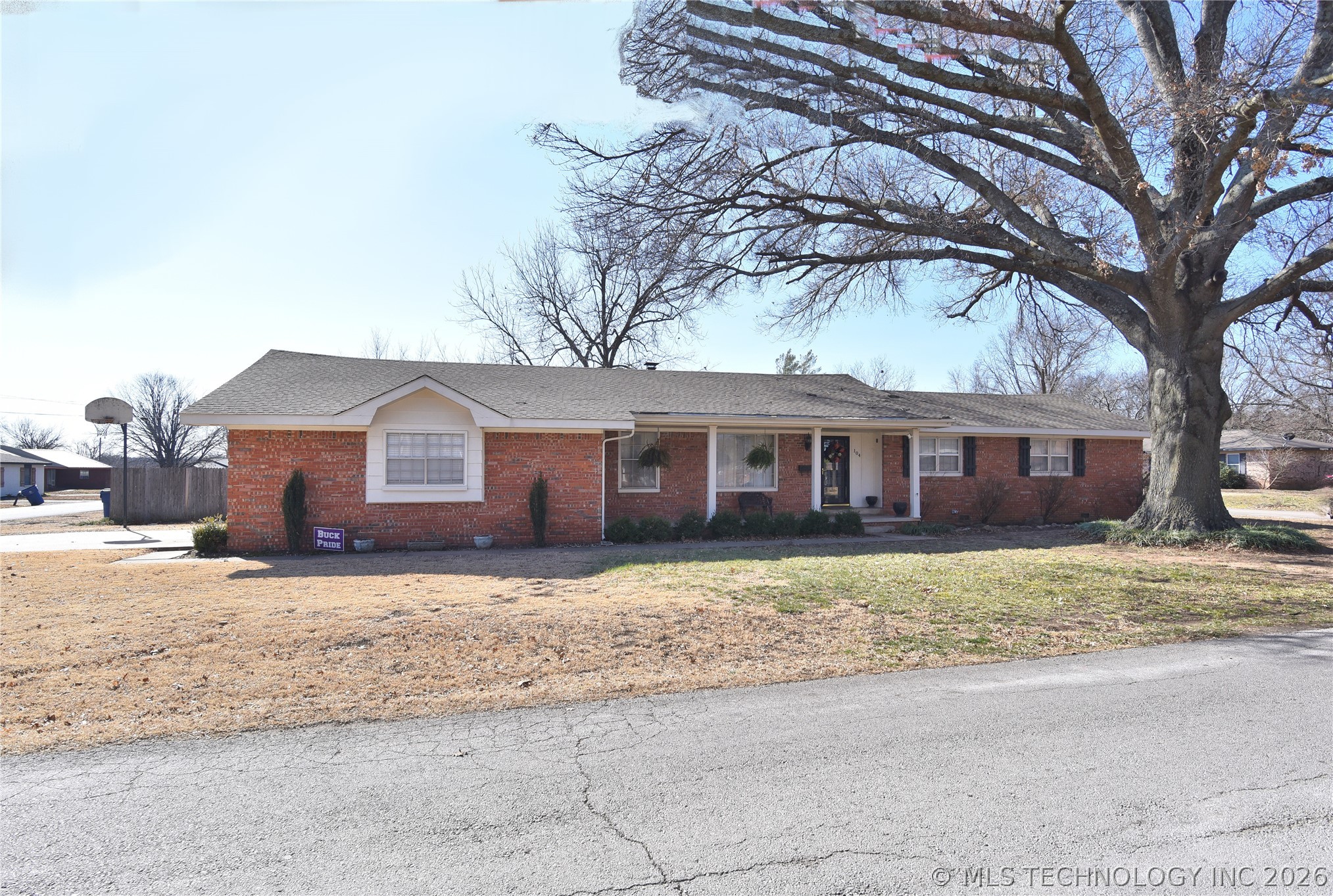 104 E 11th Street Hominy OK 74035