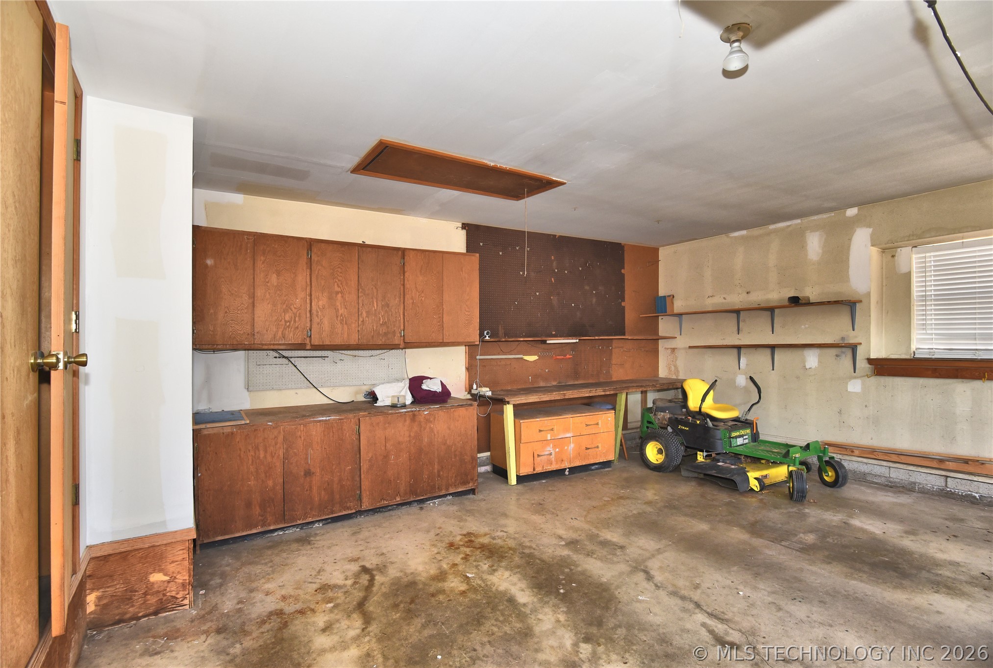 104 E 11th Street Hominy OK 74035