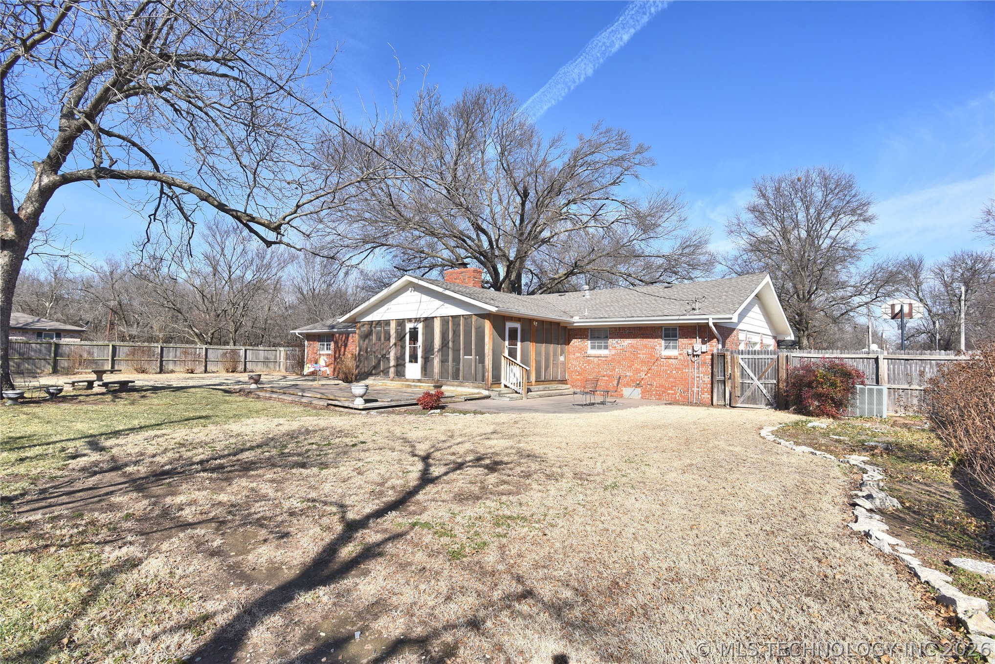 104 E 11th Street Hominy OK 74035
