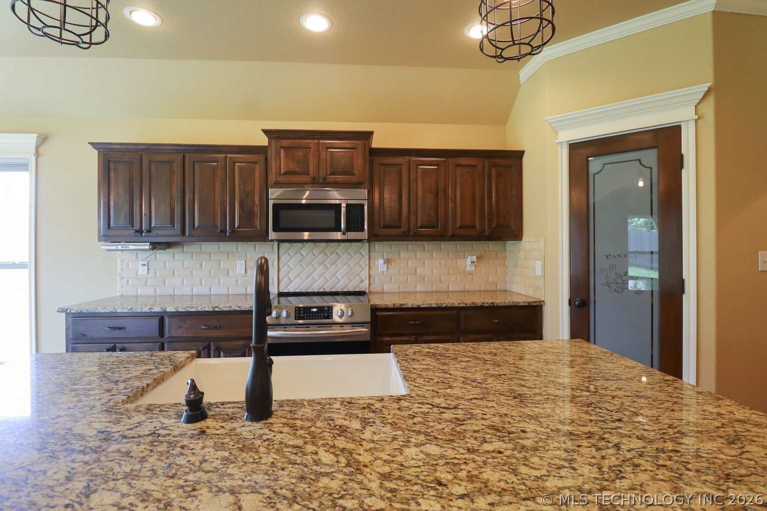 1804 Hillcrest Road Claremore OK 74019