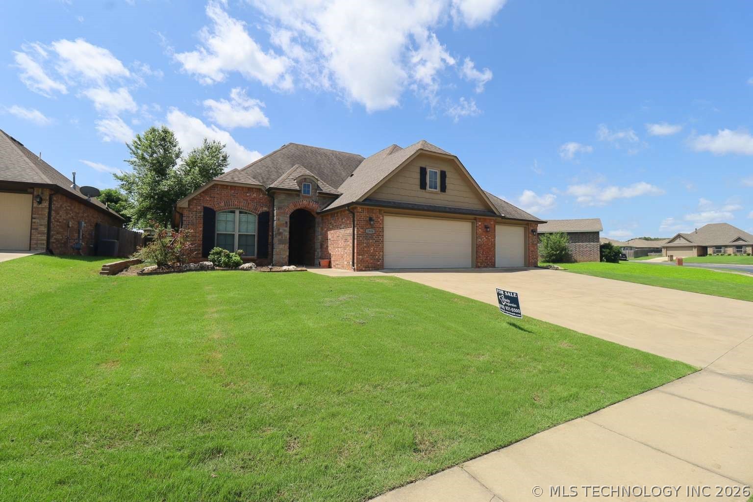 1804 Hillcrest Road Claremore OK 74019