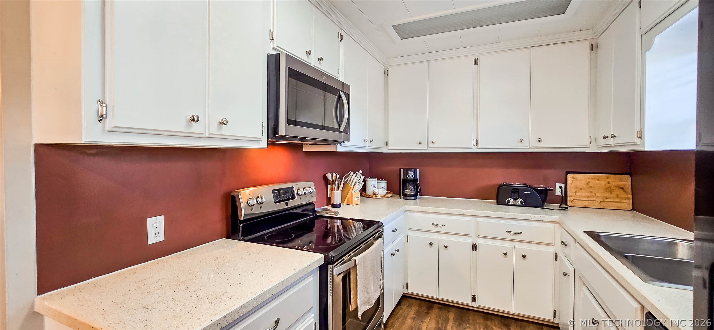 1614 Sherwood Road Eufaula OK 74432