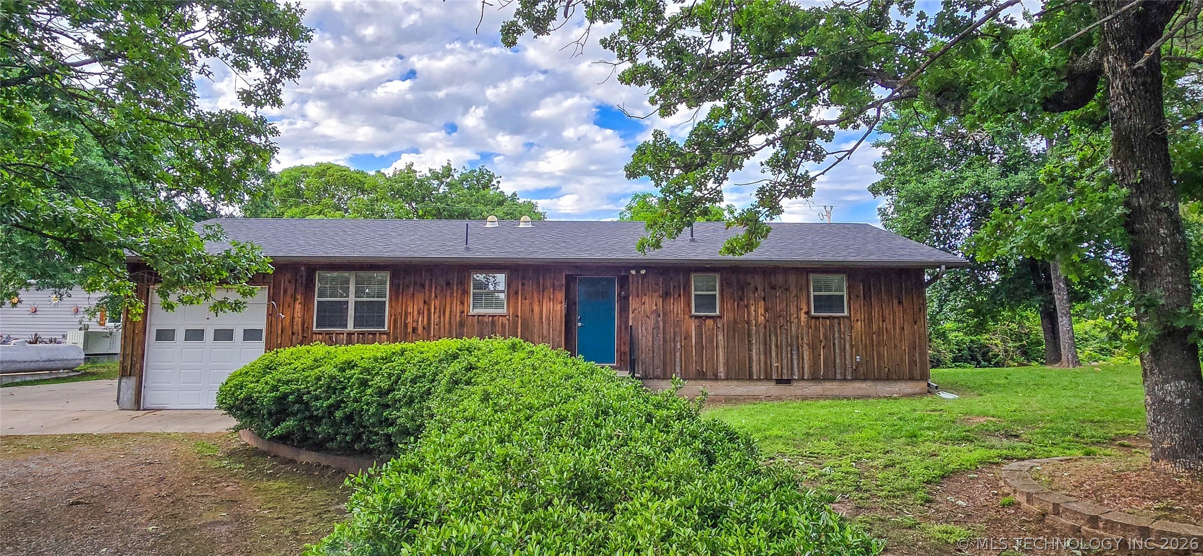 1614 Sherwood Road Eufaula OK 74432