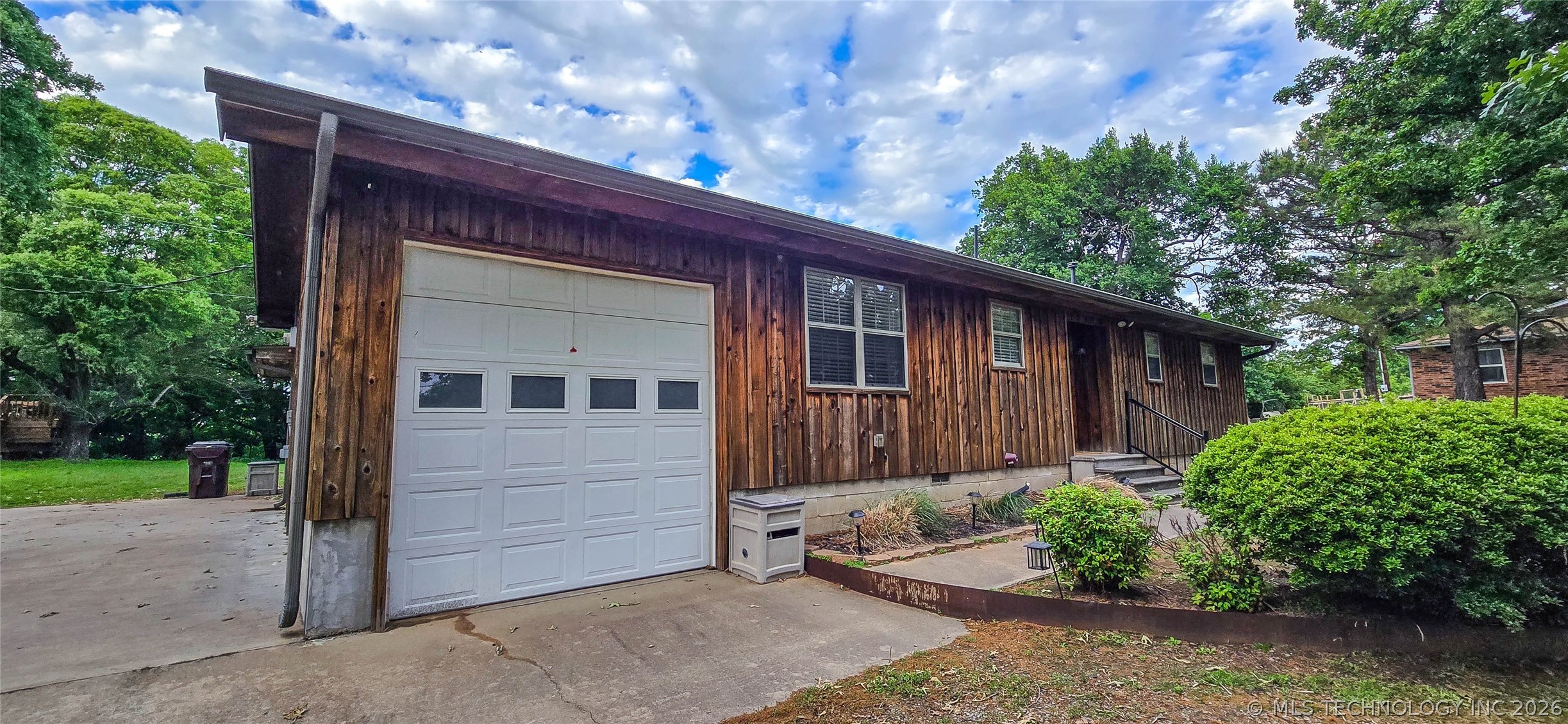 1614 Sherwood Road Eufaula OK 74432