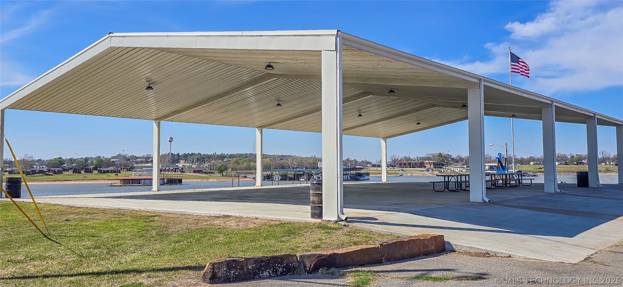 1614 Sherwood Road Eufaula OK 74432