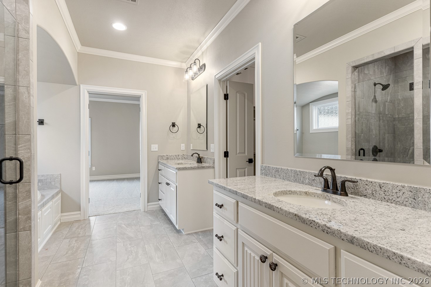 9069 E 62nd Court S Tulsa OK 74133