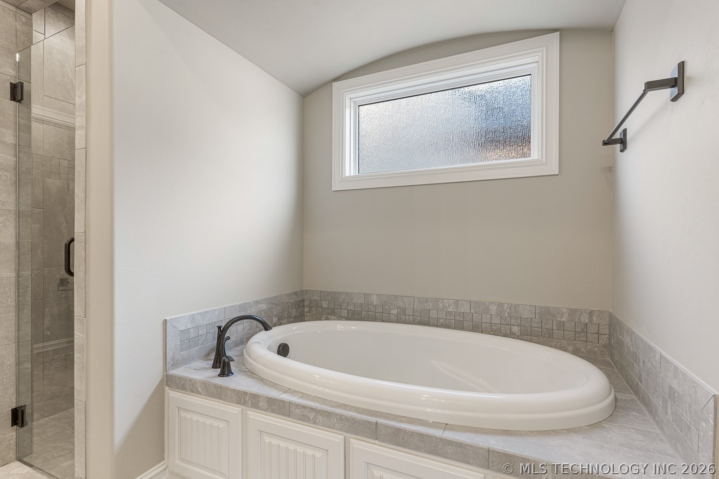9069 E 62nd Court S Tulsa OK 74133