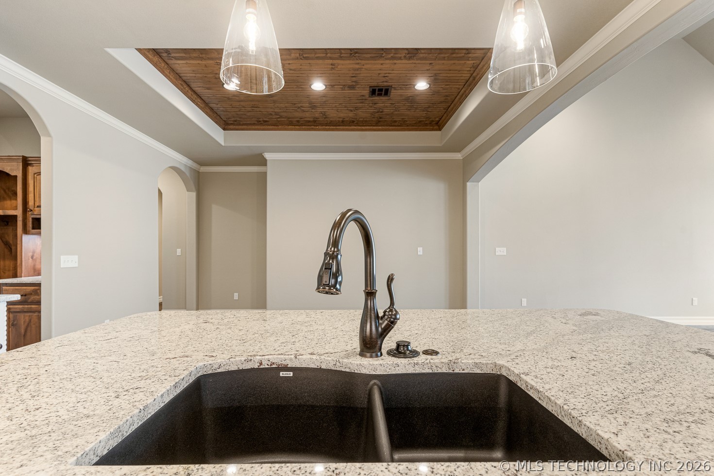 9069 E 62nd Court S Tulsa OK 74133