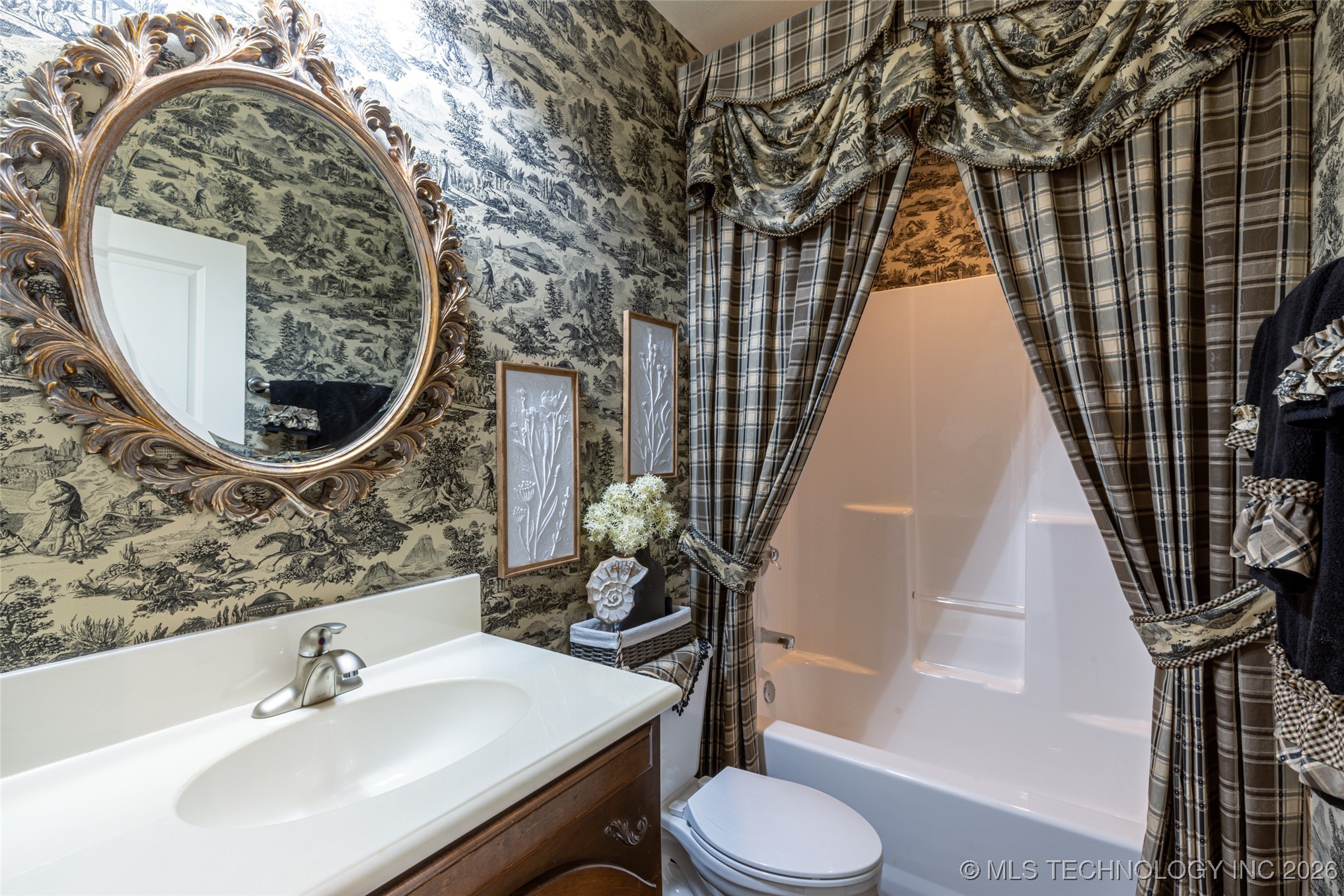 2325 W Lowry Road Claremore OK 74017
