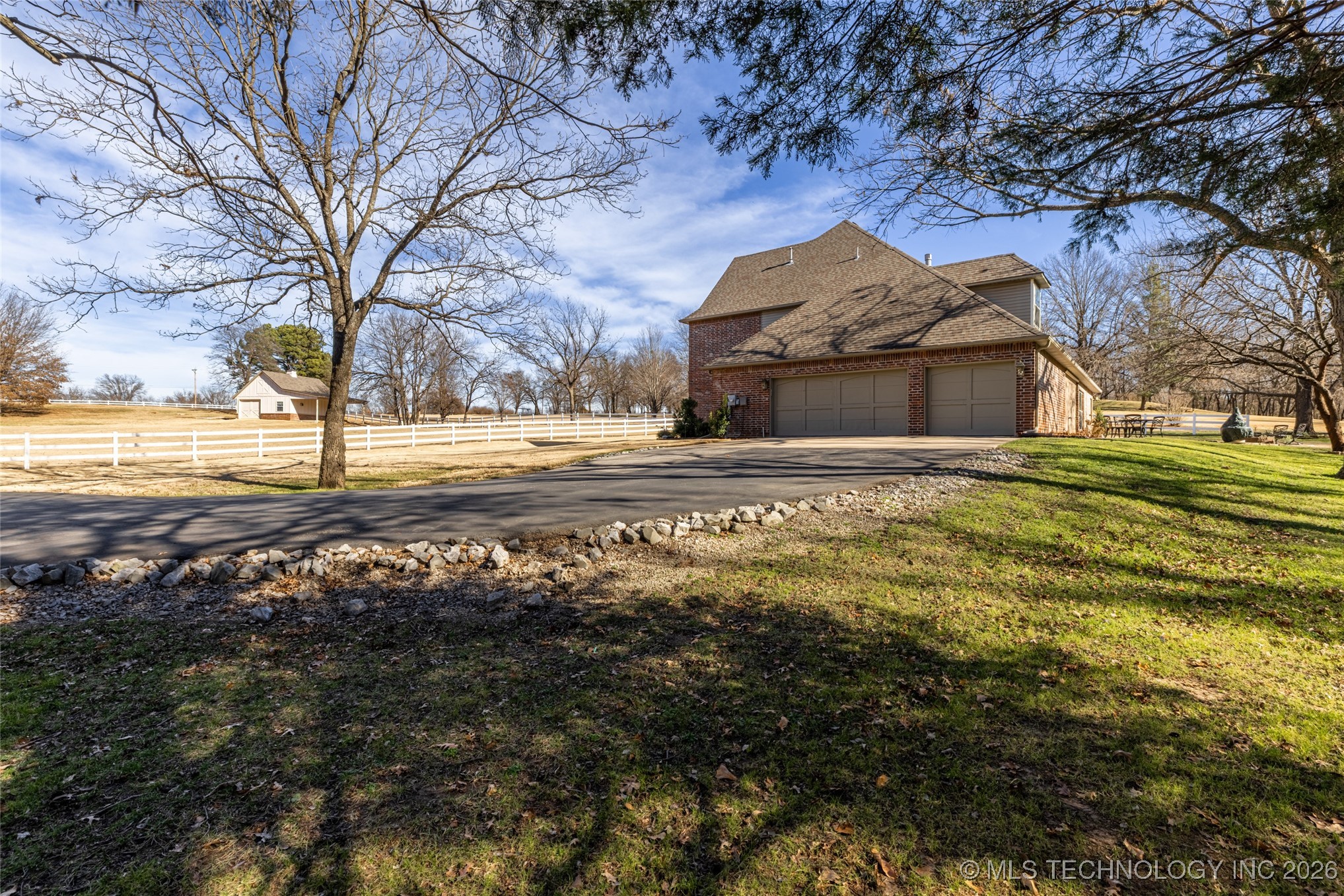 2325 W Lowry Road Claremore OK 74017