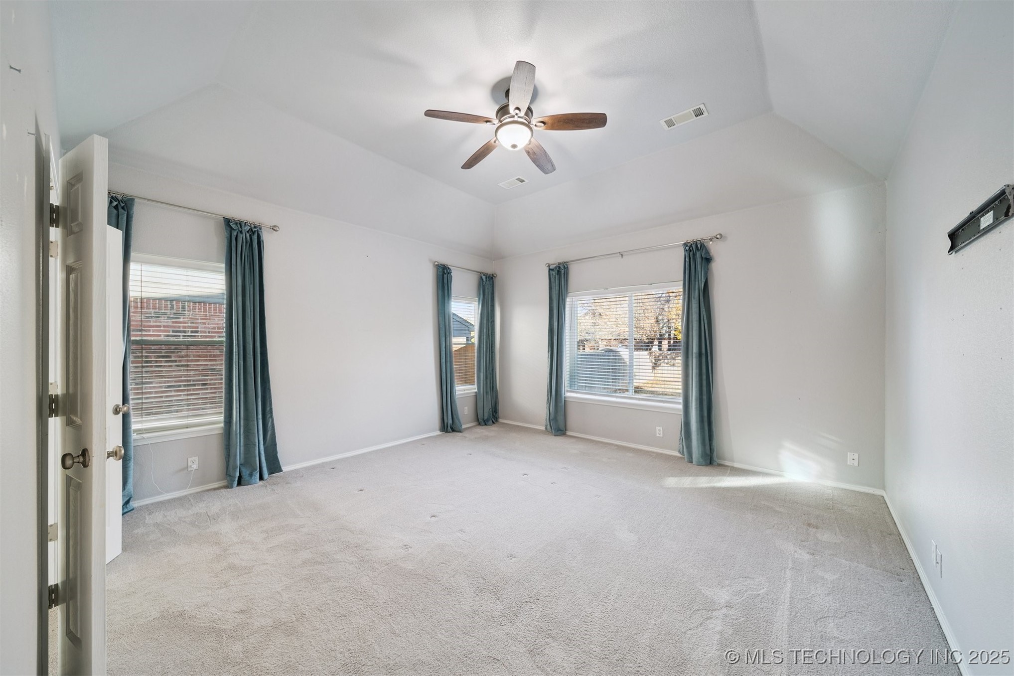 4213 S Redwood Avenue Broken Arrow OK 74011