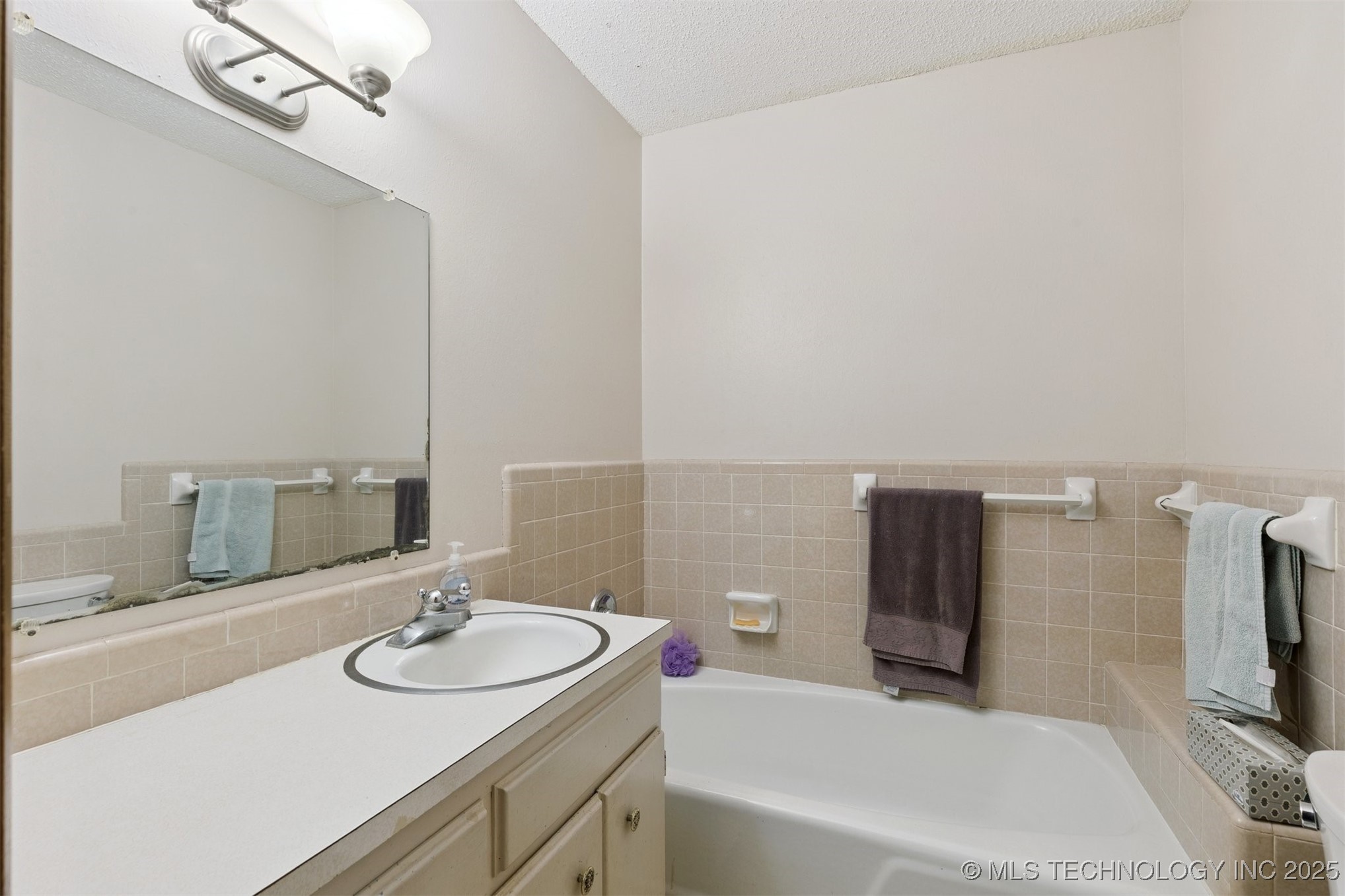 110 Acker Ada OK 74820