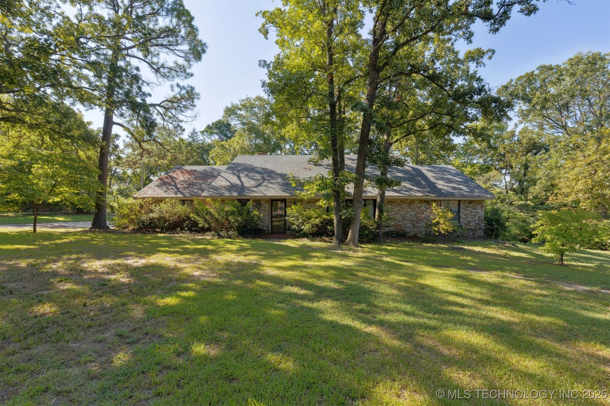 110 Acker Ada OK 74820