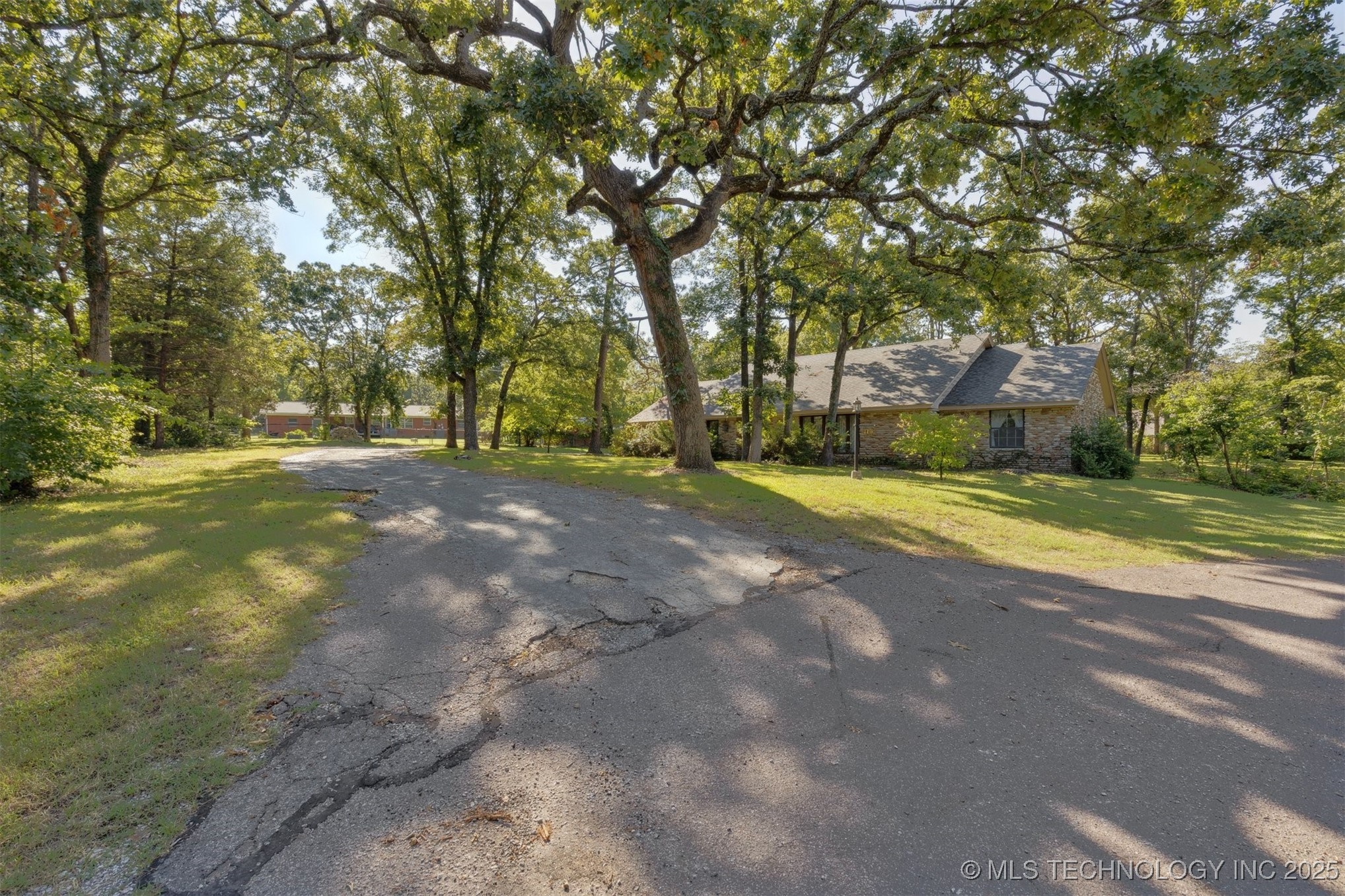 110 Acker Ada OK 74820